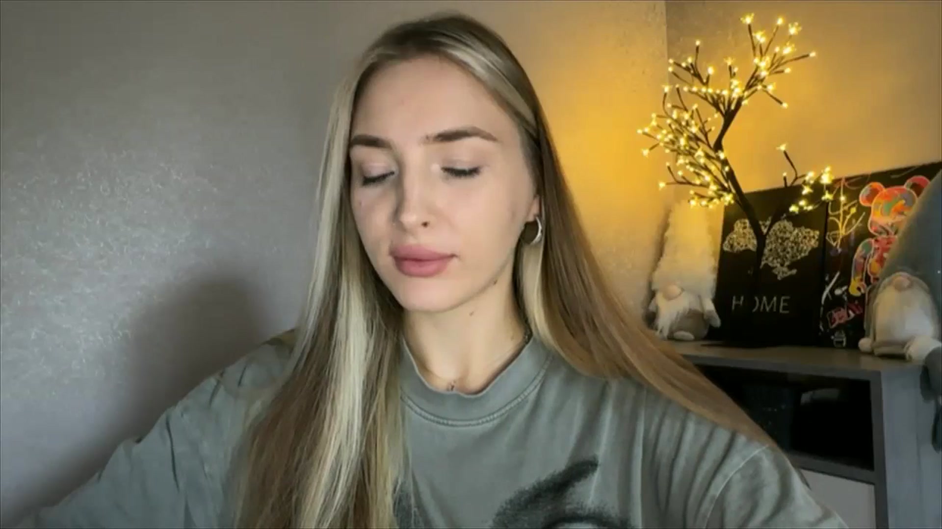 Gallery image thumbnail from My_Diana's myfreecams stream on, 10/14/2024, 13:31 image 4 of 20