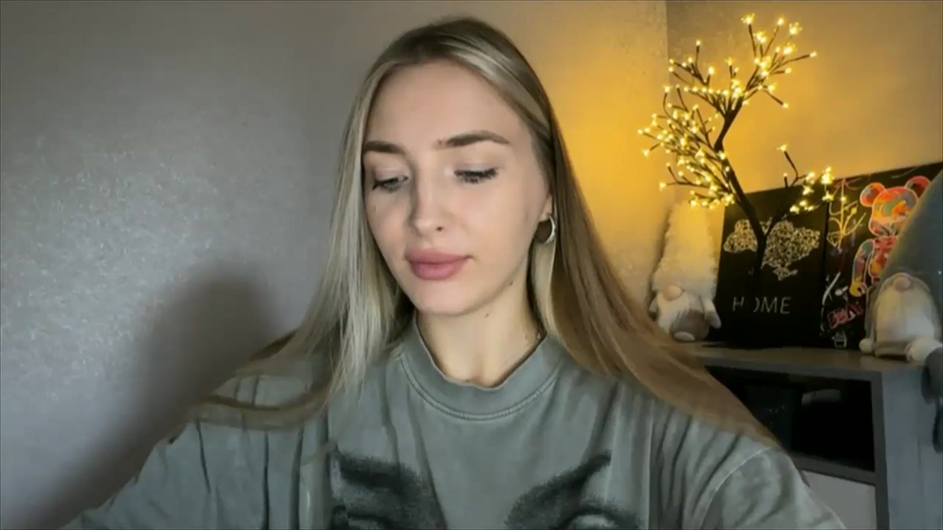 Gallery image thumbnail from My_Diana's myfreecams stream on, 10/14/2024, 13:31 image 3 of 20