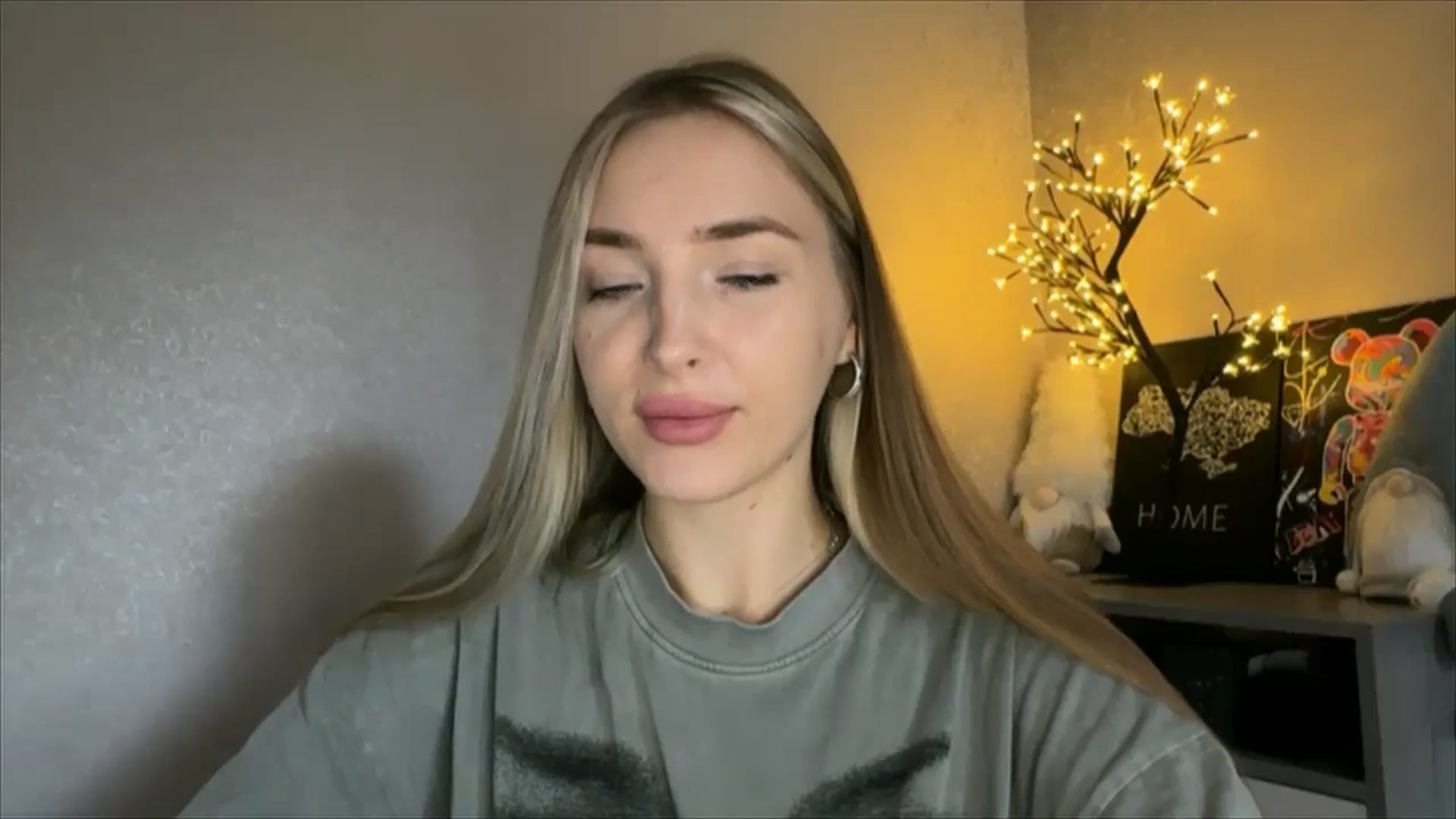 Gallery image thumbnail from My_Diana's myfreecams stream on, 10/14/2024, 13:31 image 2 of 20
