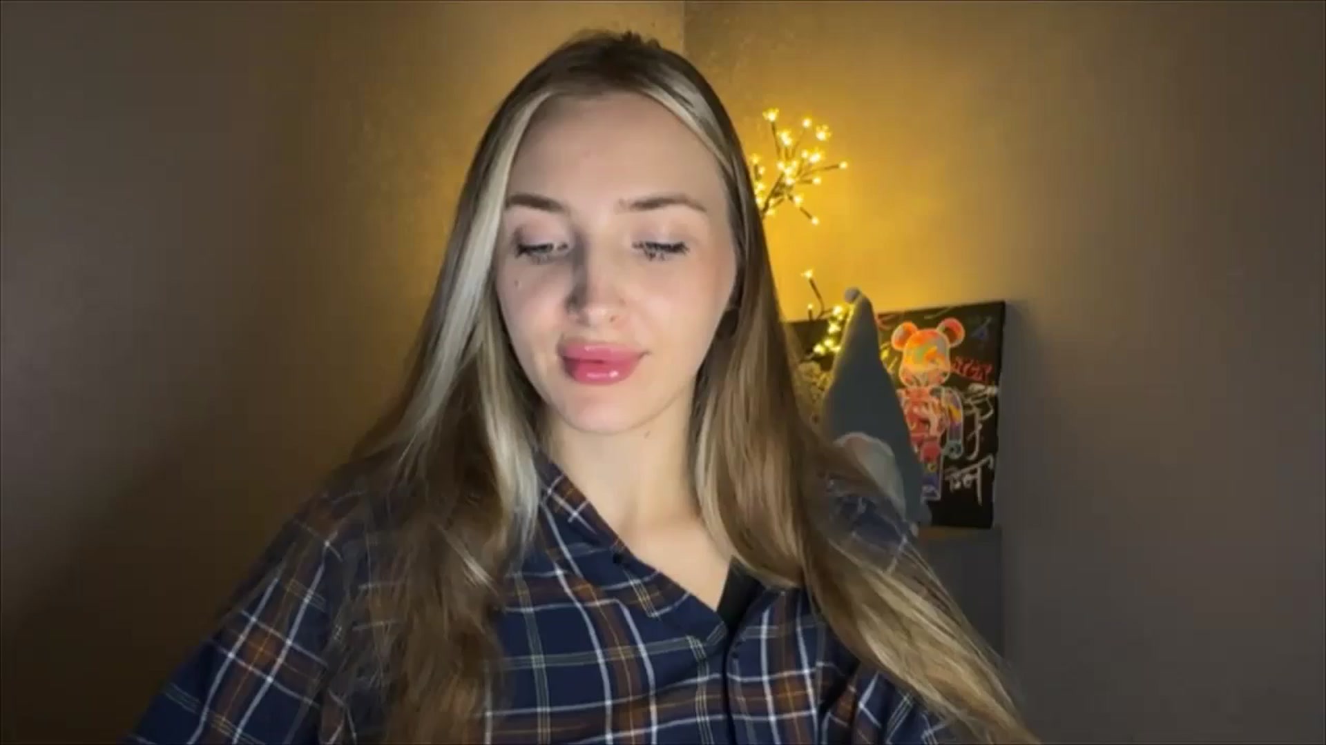 Gallery image thumbnail from My_Diana's myfreecams stream on, 10/15/2024, 22:03 image 3 of 20