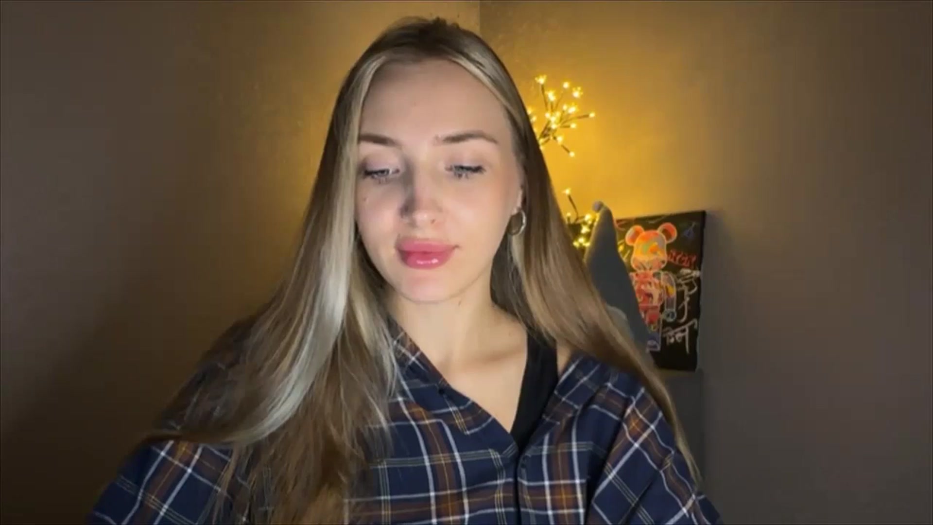 Gallery image thumbnail from My_Diana's myfreecams stream on, 10/15/2024, 22:03 image 5 of 20