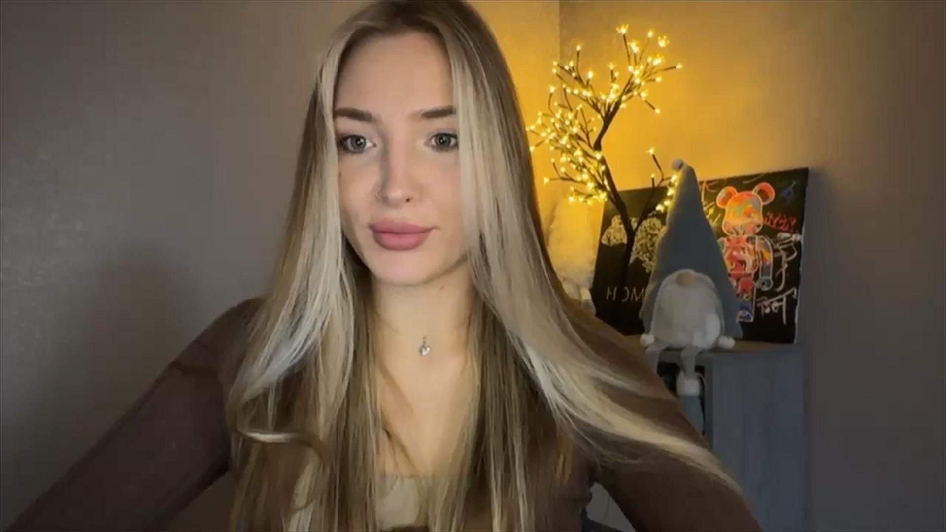 Gallery image thumbnail from My_Diana's myfreecams stream on, 10/19/2024, 12:34 image 14 of 20