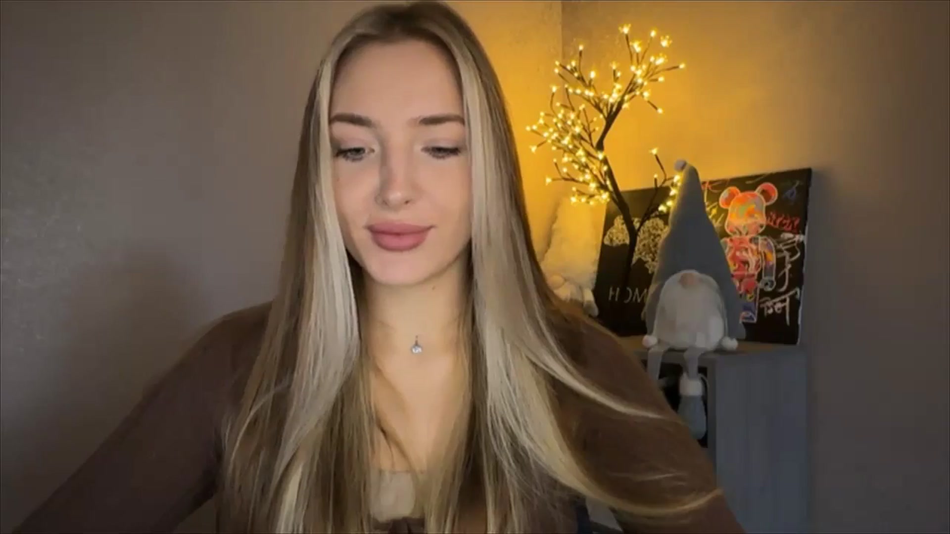 Gallery image thumbnail from My_Diana's myfreecams stream on, 10/19/2024, 12:34 image 16 of 20