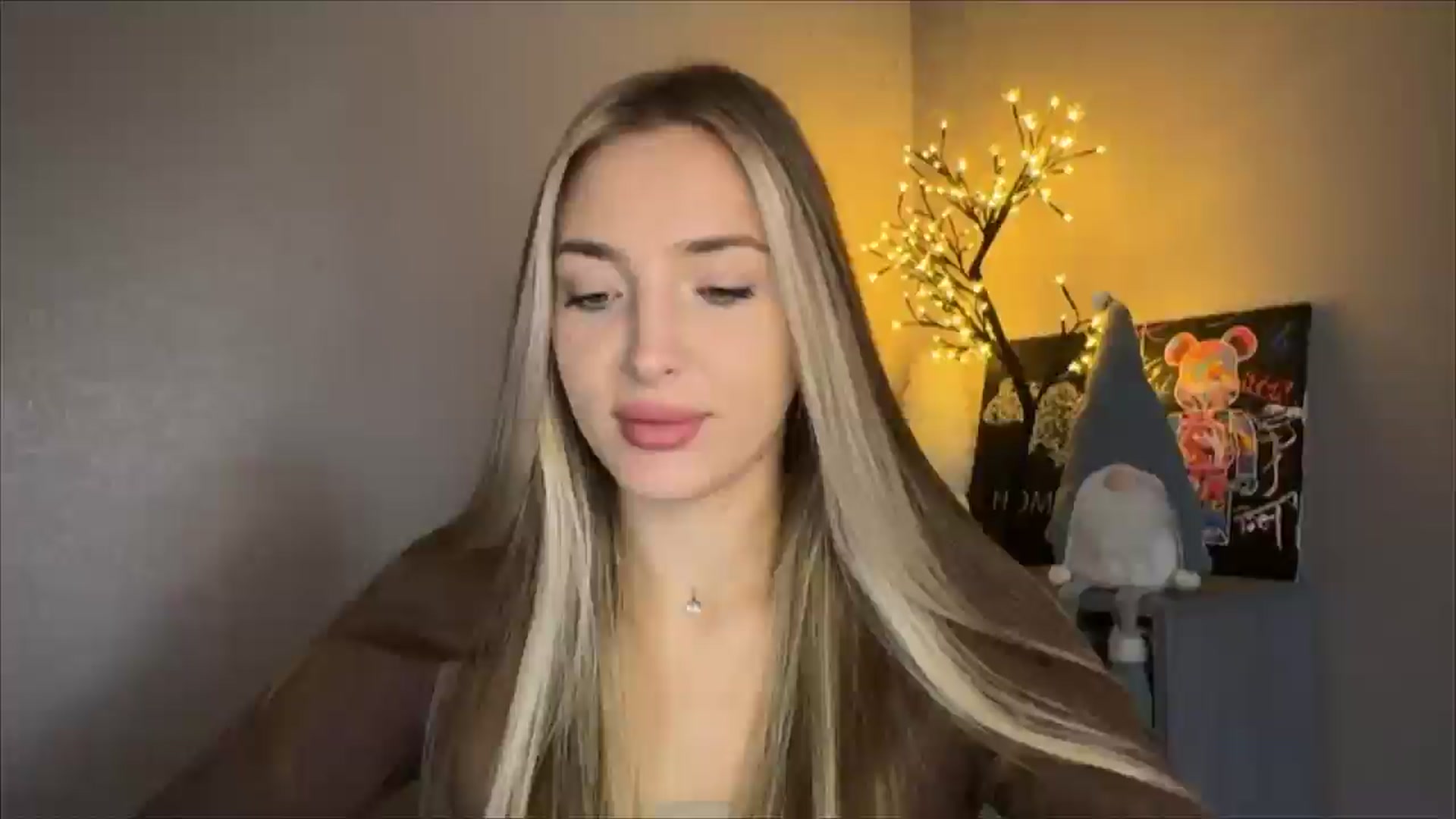 Gallery image thumbnail from My_Diana's myfreecams stream on, 10/19/2024, 12:34 image 1 of 20