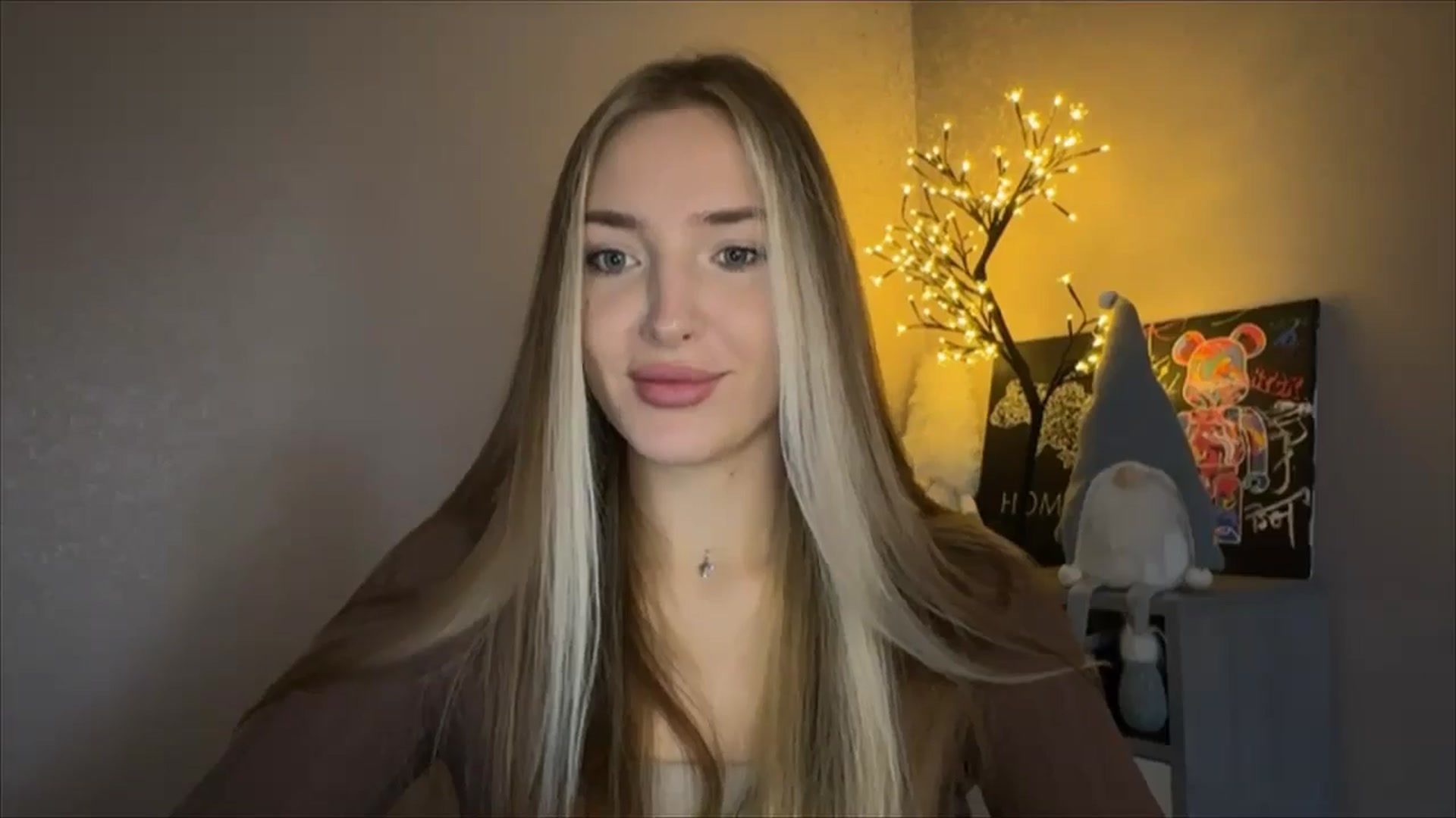 Gallery image thumbnail from My_Diana's myfreecams stream on, 10/19/2024, 13:06 image 6 of 20