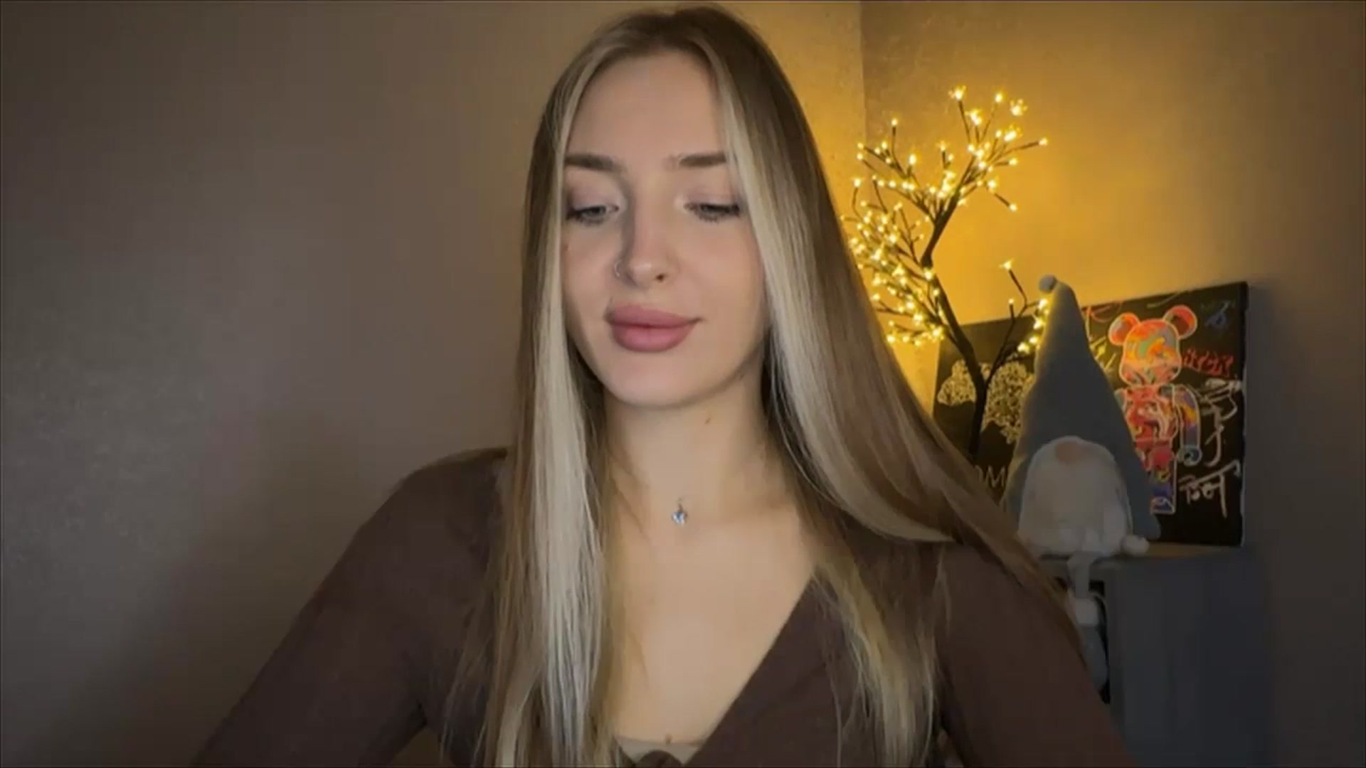 Gallery image thumbnail from My_Diana's myfreecams stream on, 10/19/2024, 13:45 image 6 of 20