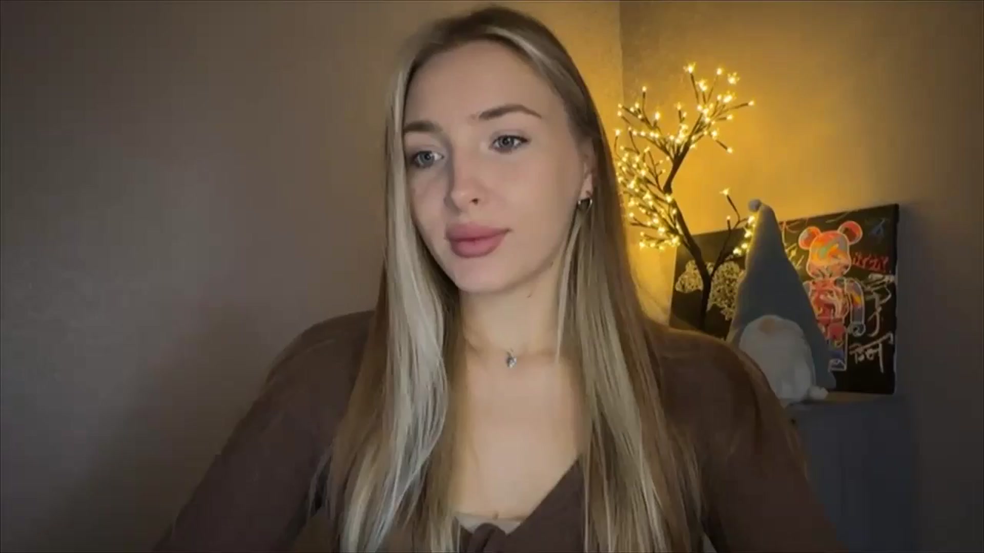 Gallery image thumbnail from My_Diana's myfreecams stream on, 10/19/2024, 13:45 image 1 of 20