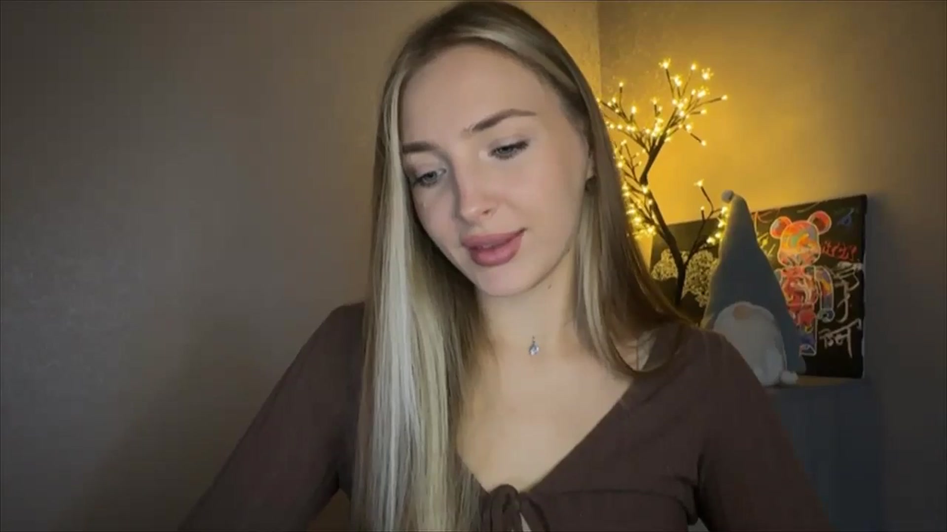 Gallery image thumbnail from My_Diana's myfreecams stream on, 10/19/2024, 13:45 image 17 of 20