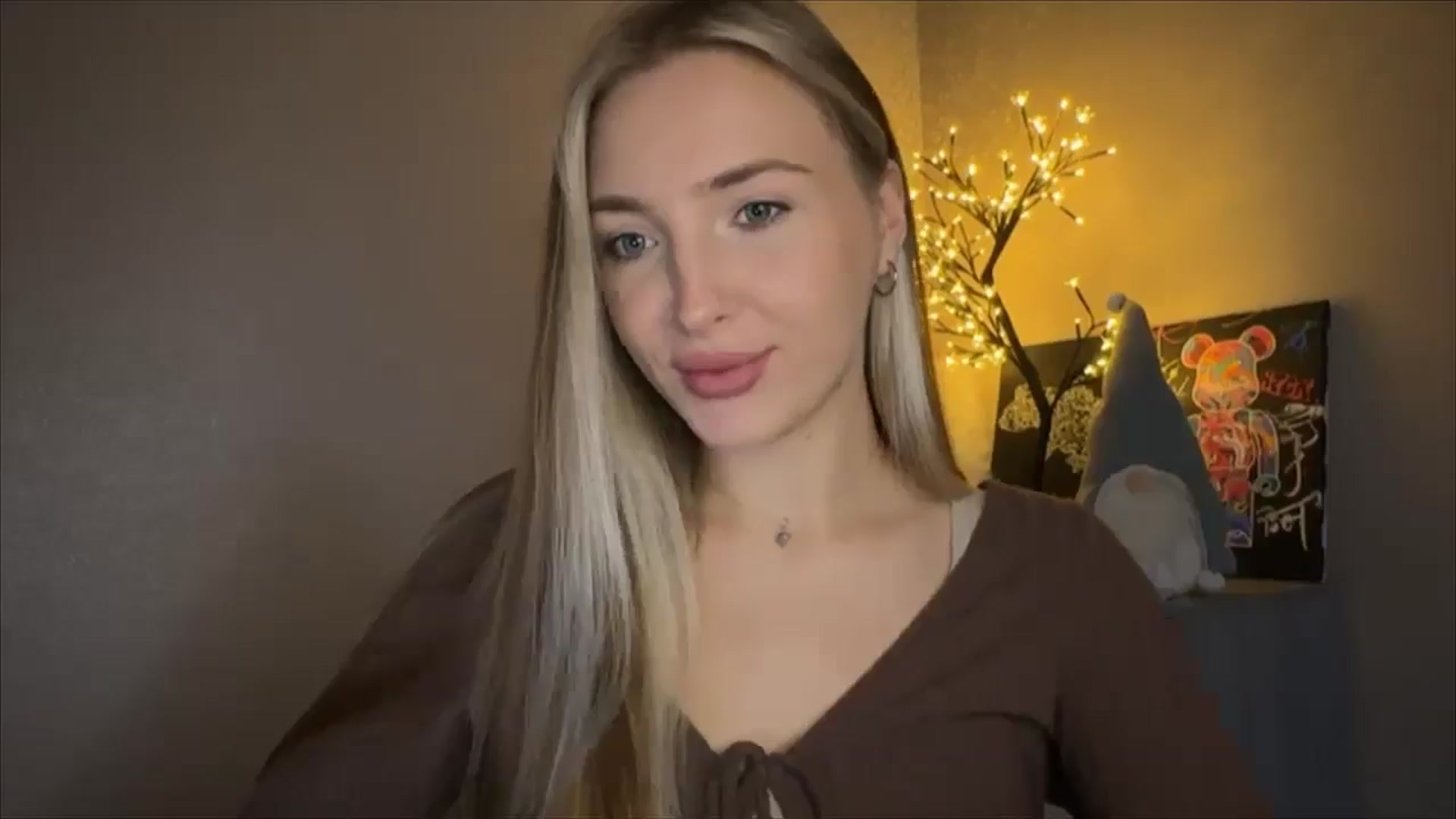 Gallery image thumbnail from My_Diana's myfreecams stream on, 10/19/2024, 13:45 image 12 of 20