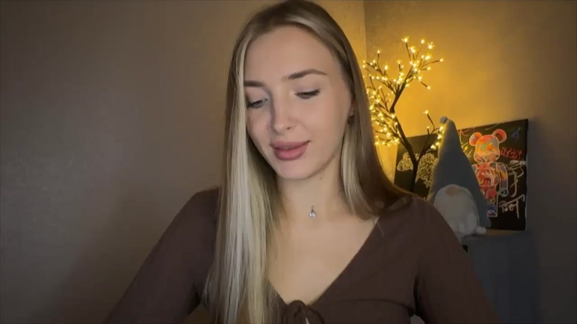 Gallery image thumbnail from My_Diana's myfreecams stream on, 10/19/2024, 13:45 image 15 of 20