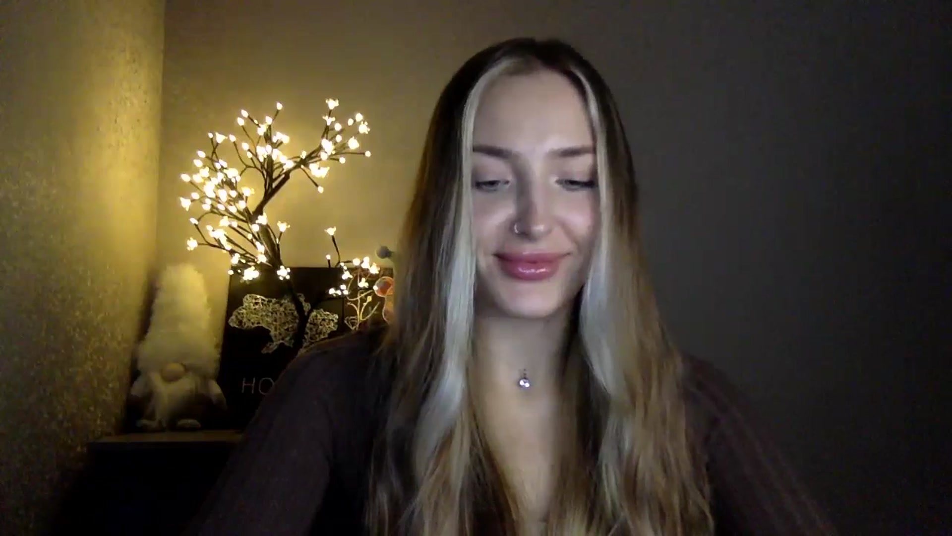 Gallery image thumbnail from My_Diana's myfreecams stream on, 10/19/2024, 21:16 image 4 of 20