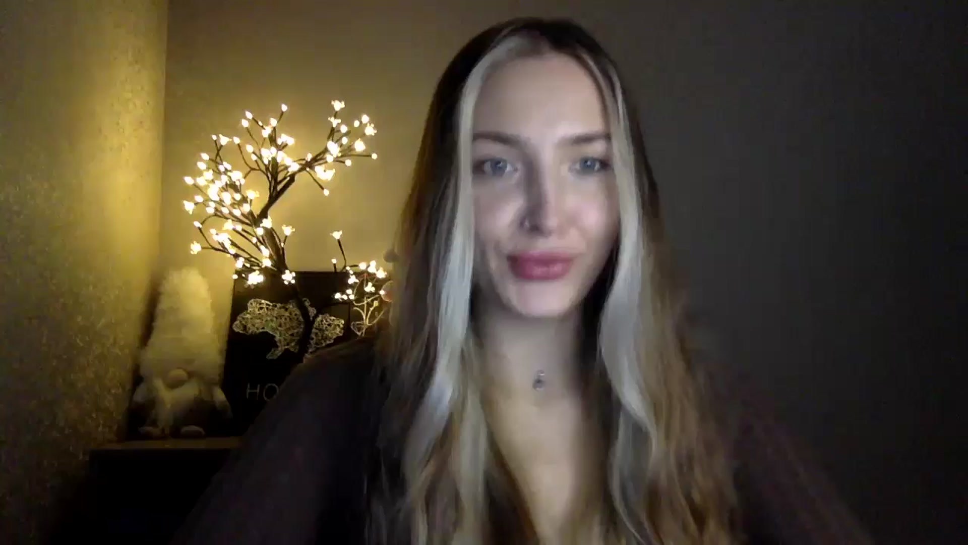 Gallery image thumbnail from My_Diana's myfreecams stream on, 10/19/2024, 21:16 image 1 of 20