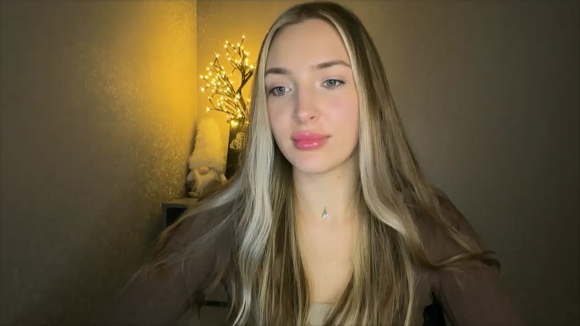 Gallery image thumbnail from My_Diana's myfreecams stream on, 10/19/2024, 21:16 image 19 of 20