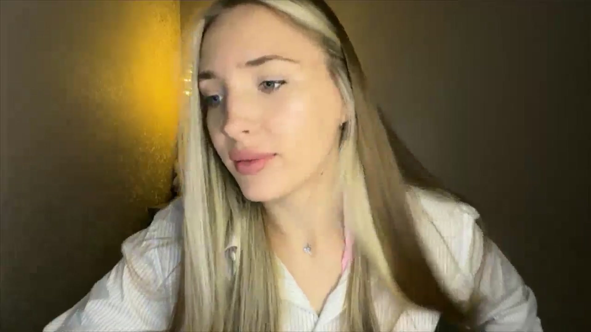 Gallery image thumbnail from My_Diana's myfreecams stream on, 10/22/2024, 22:17 image 9 of 20