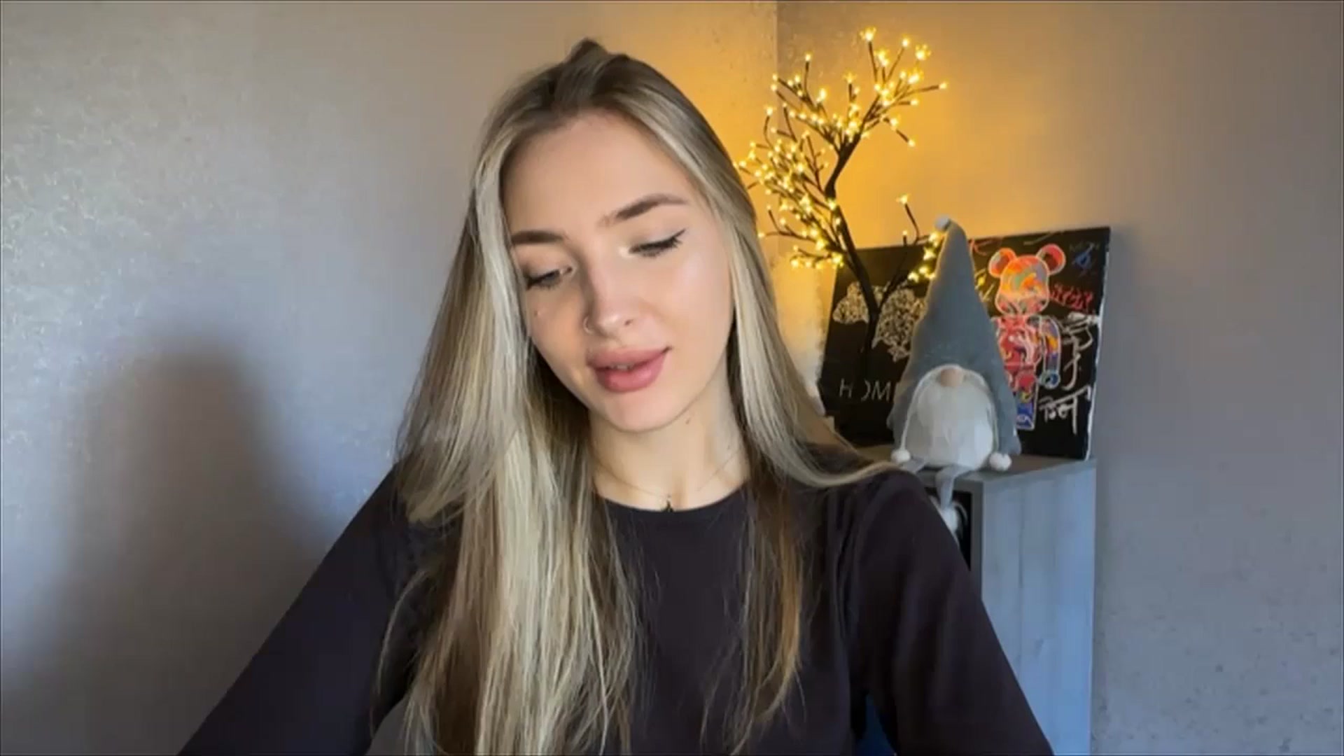 Gallery image thumbnail from My_Diana's myfreecams stream on, 10/24/2024, 12:24 image 15 of 20