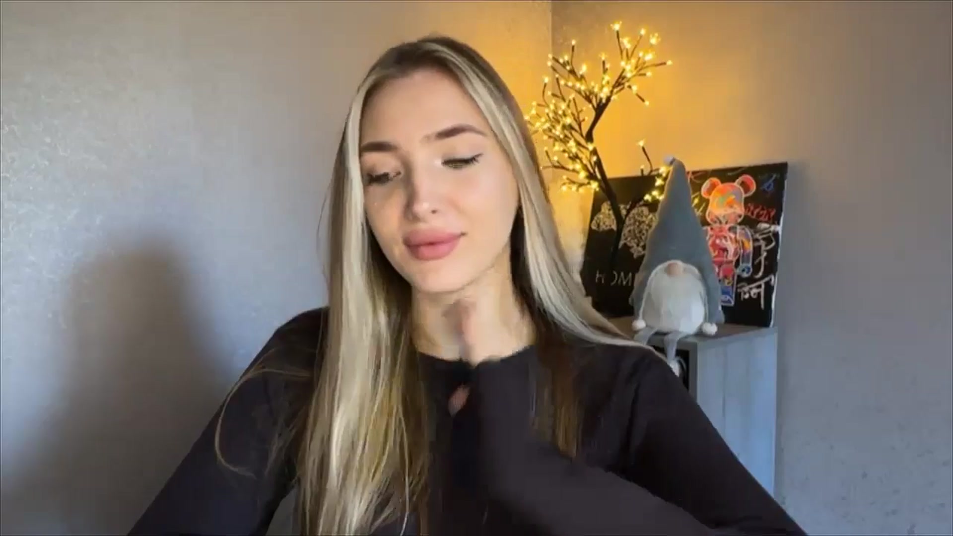 Gallery image thumbnail from My_Diana's myfreecams stream on, 10/24/2024, 12:24 image 14 of 20