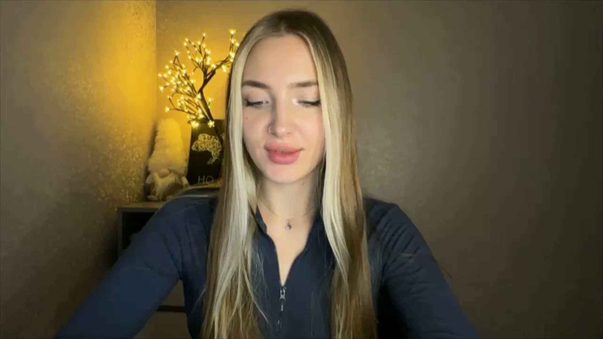 Gallery image thumbnail from My_Diana's myfreecams stream on, 10/24/2024, 20:53 image 16 of 20
