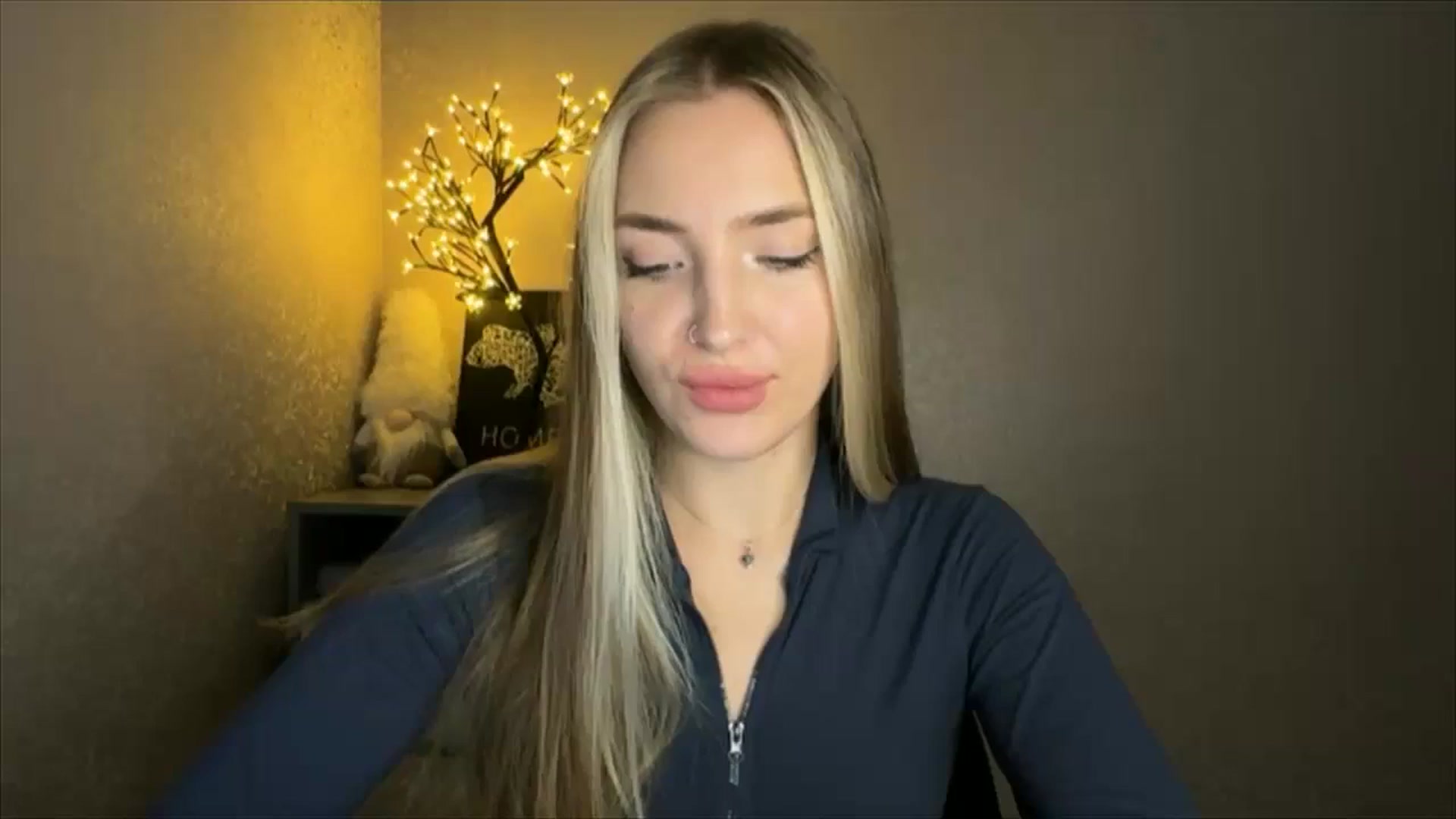 Gallery image thumbnail from My_Diana's myfreecams stream on, 10/24/2024, 20:53 image 1 of 20