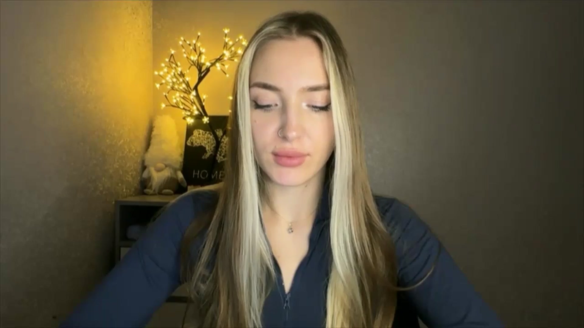 Gallery image thumbnail from My_Diana's myfreecams stream on, 10/24/2024, 20:53 image 7 of 20