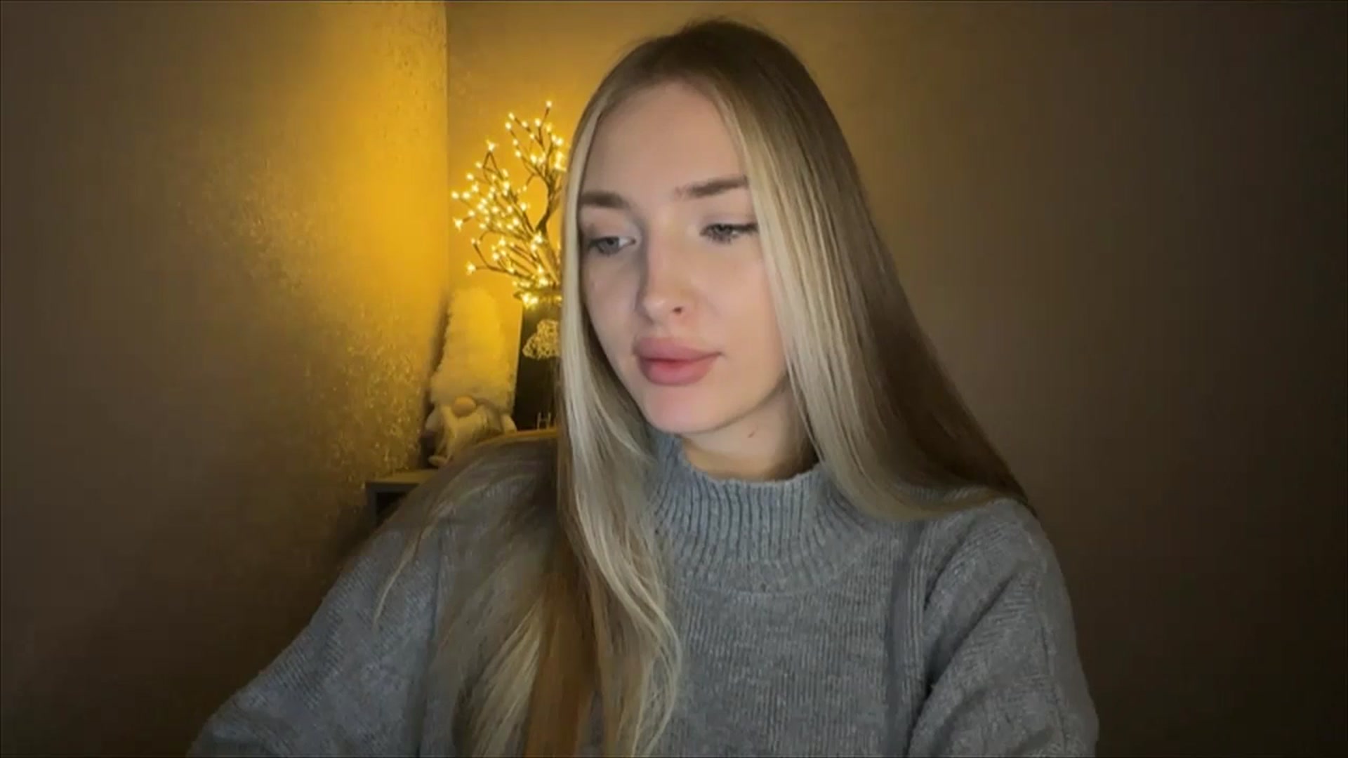 Gallery image thumbnail from My_Diana's myfreecams stream on, 10/25/2024, 20:43 image 6 of 20