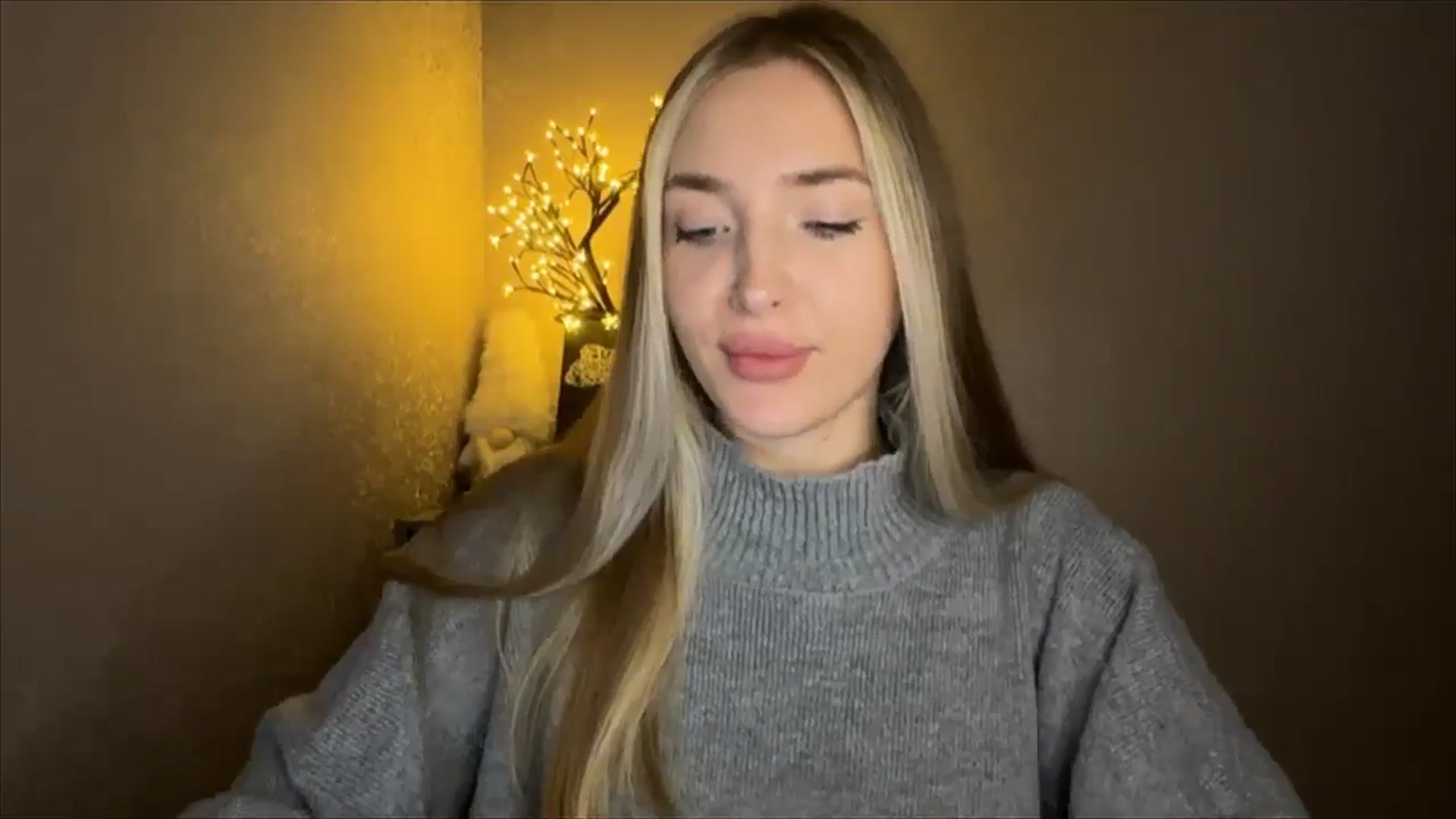 Gallery image thumbnail from My_Diana's myfreecams stream on, 10/25/2024, 20:43 image 10 of 20