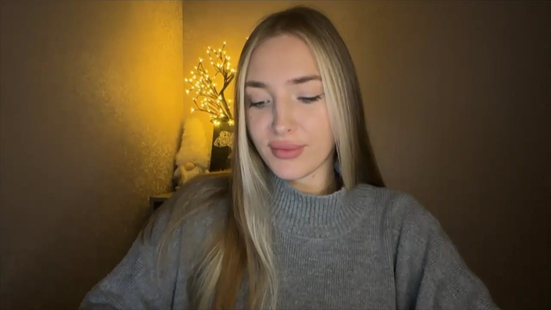 Gallery image thumbnail from My_Diana's myfreecams stream on, 10/25/2024, 20:43 image 4 of 20