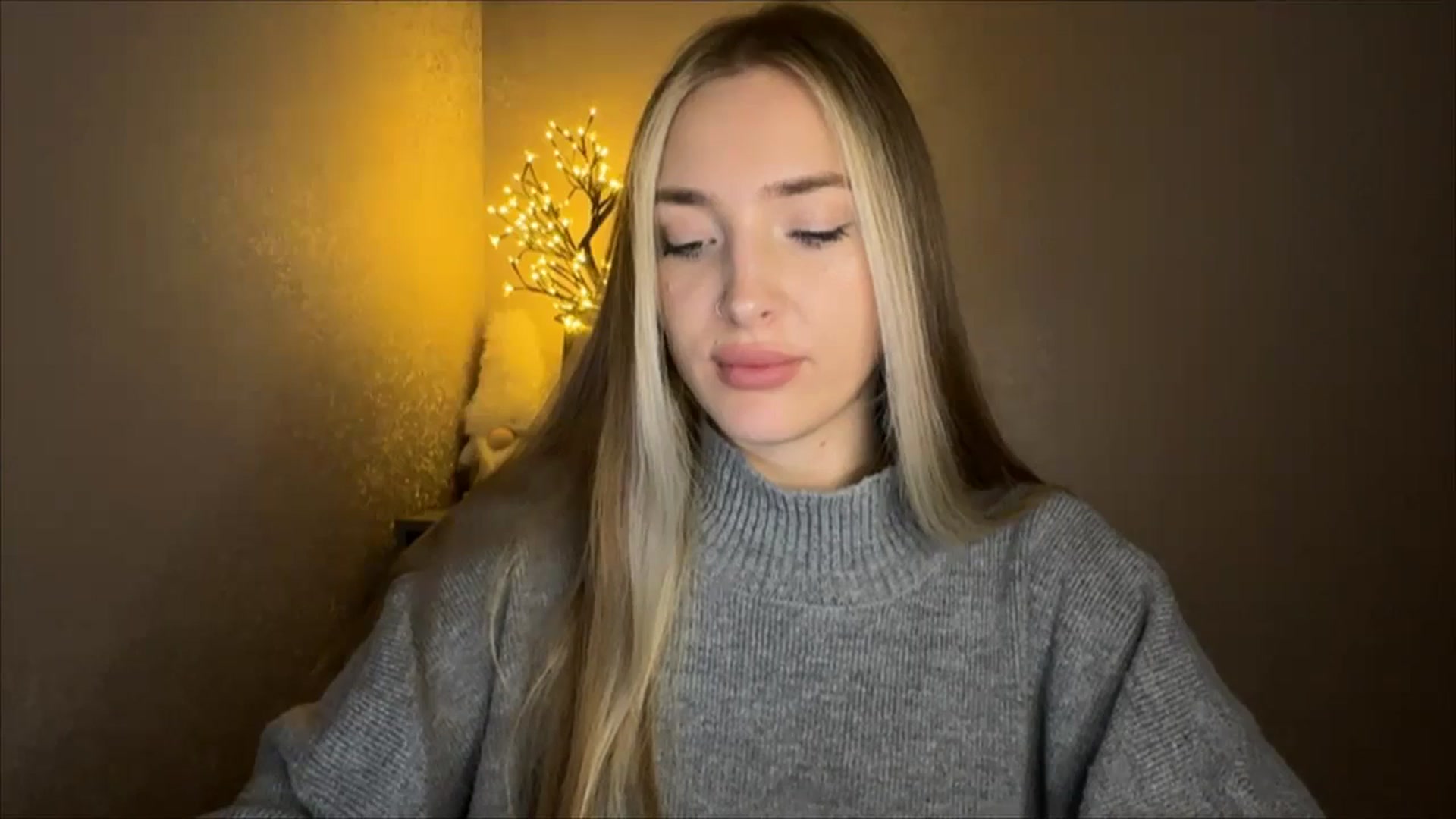 Gallery image thumbnail from My_Diana's myfreecams stream on, 10/25/2024, 20:43 image 13 of 20