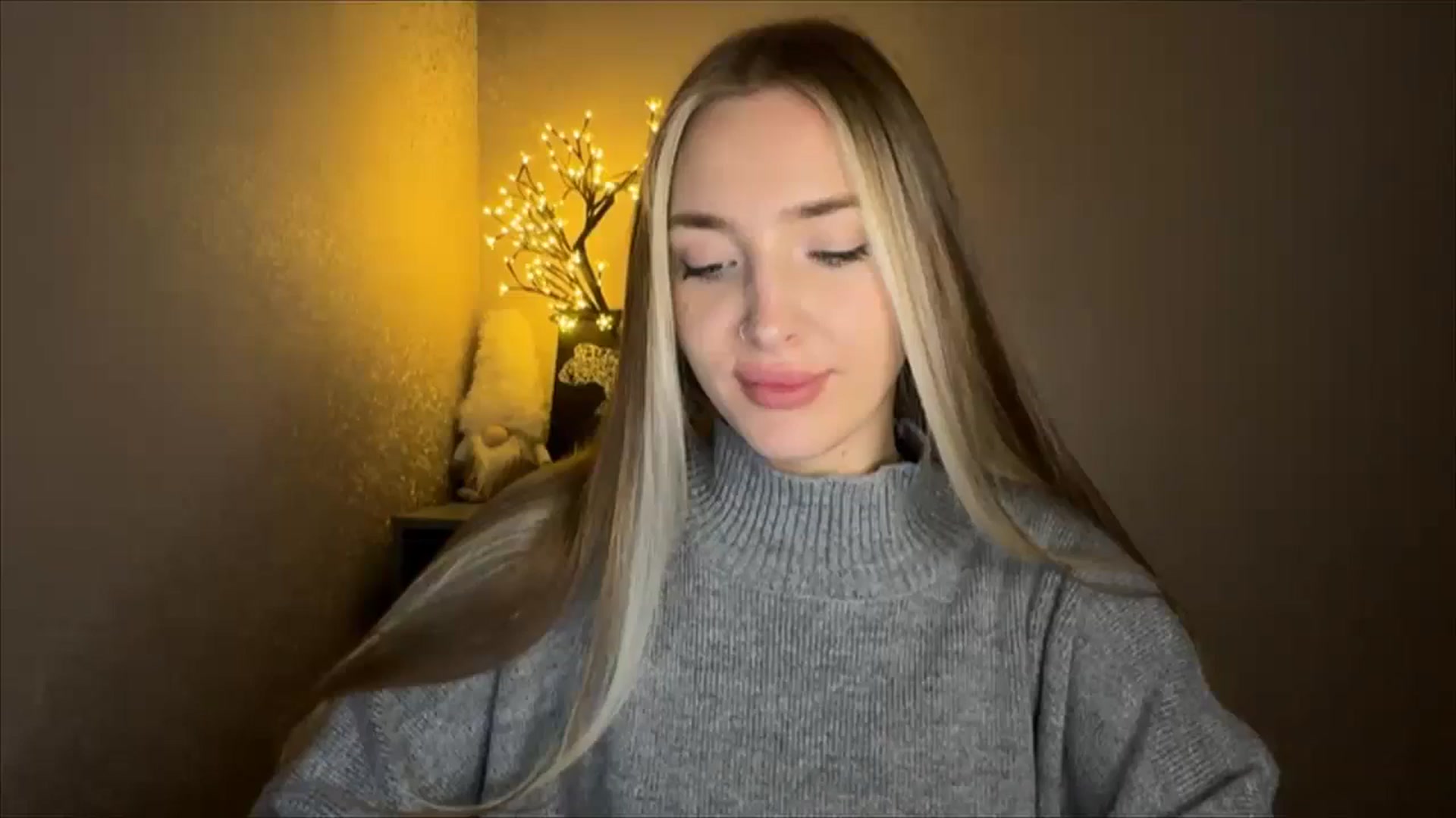 Gallery image thumbnail from My_Diana's myfreecams stream on, 10/25/2024, 22:00 image 17 of 20