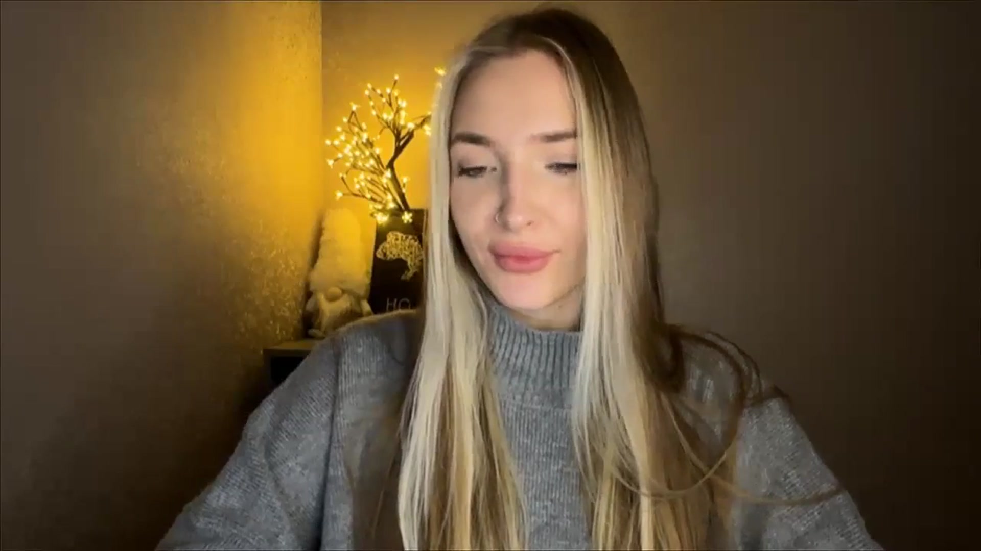 Gallery image thumbnail from My_Diana's myfreecams stream on, 10/25/2024, 22:00 image 6 of 20