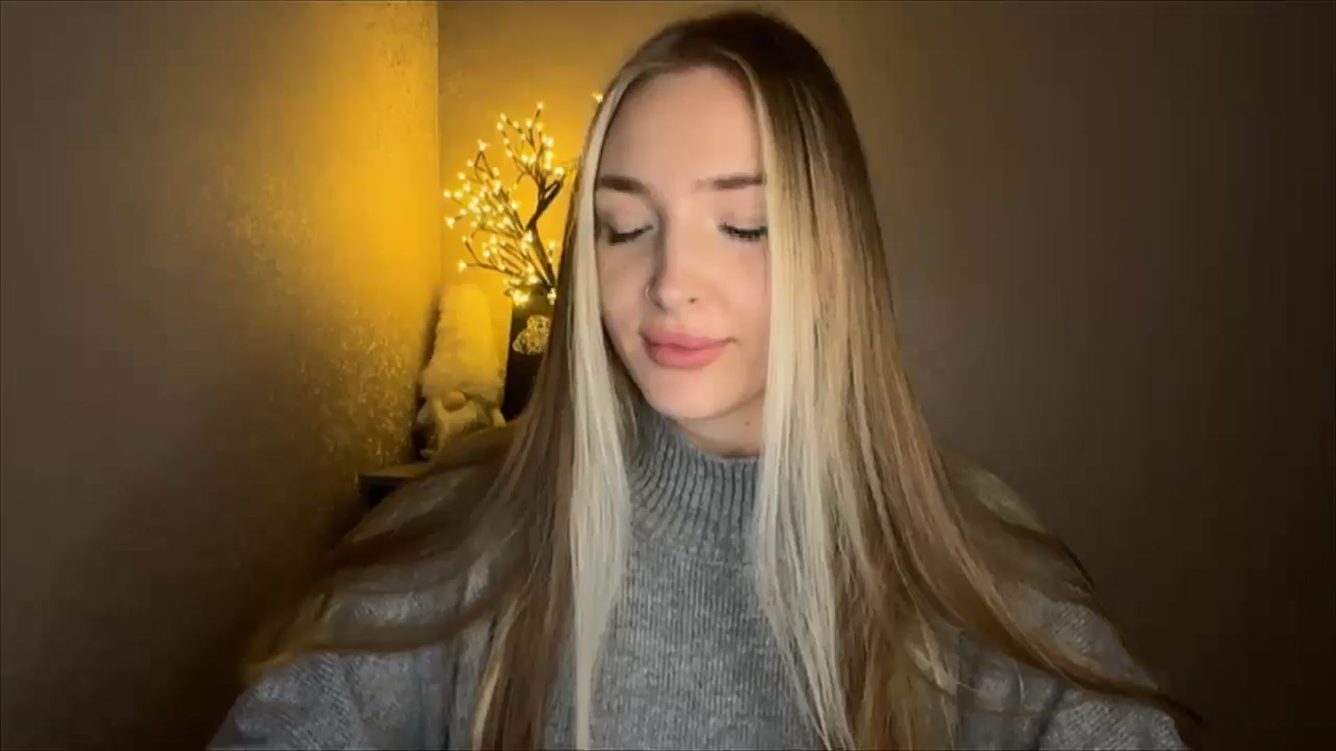 Gallery image thumbnail from My_Diana's myfreecams stream on, 10/25/2024, 22:00 image 9 of 20