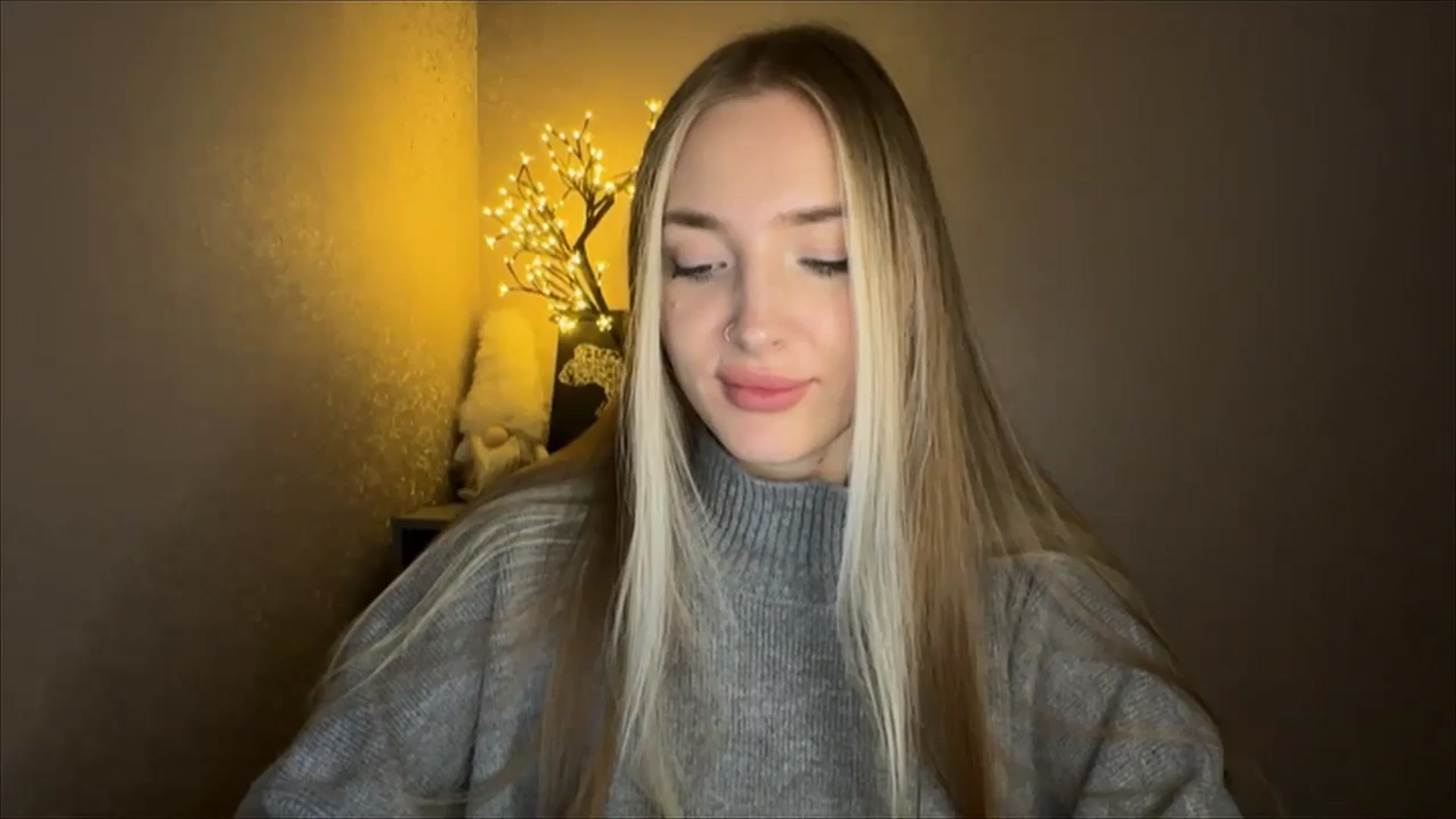 Gallery image thumbnail from My_Diana's myfreecams stream on, 10/25/2024, 22:00 image 13 of 20
