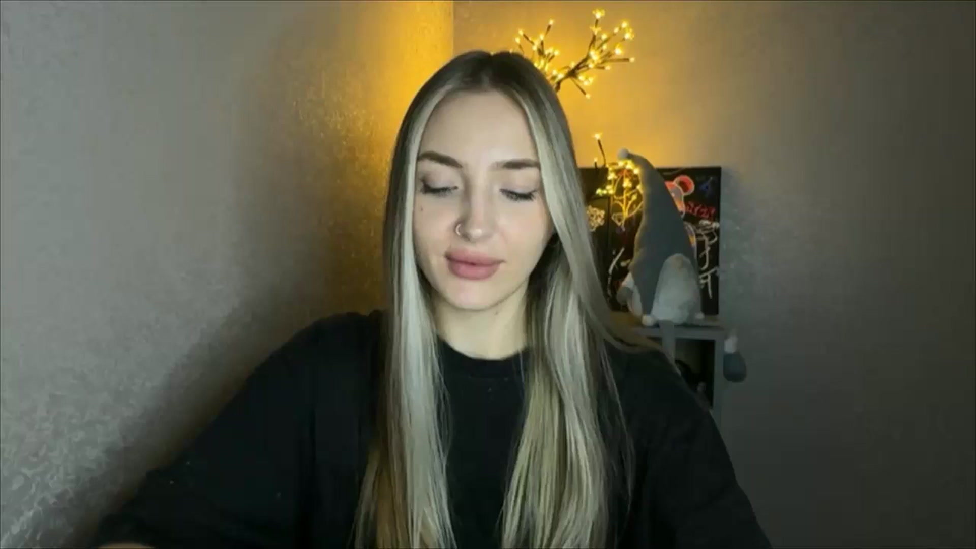 Gallery image thumbnail from My_Diana's myfreecams stream on, 10/26/2024, 20:38 image 19 of 20