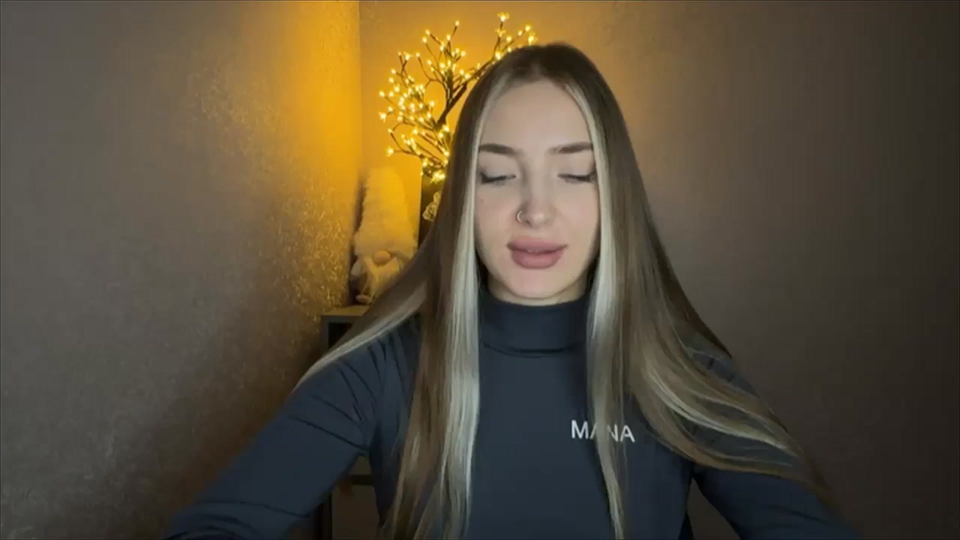 Gallery image thumbnail from My_Diana's myfreecams stream on, 10/27/2024, 22:37 image 11 of 20