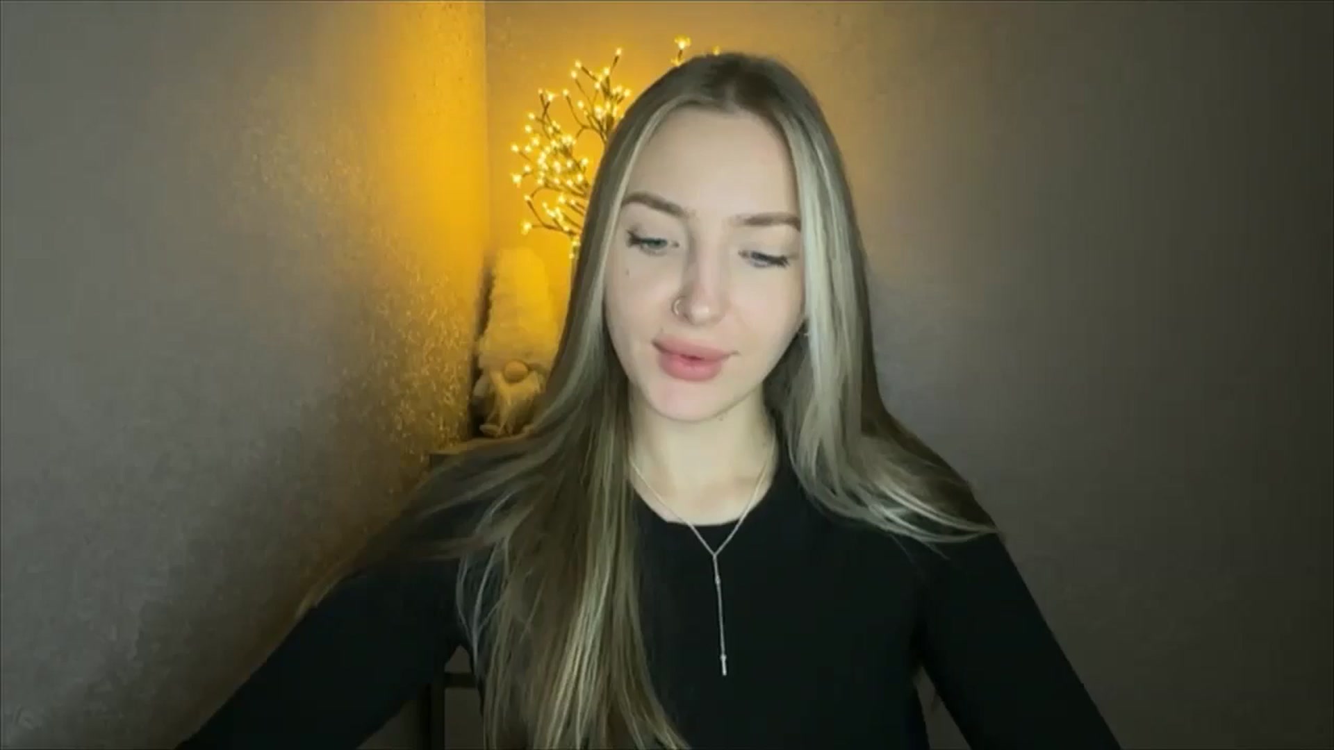 Gallery image thumbnail from My_Diana's myfreecams stream on, 10/29/2024, 20:52 image 6 of 20