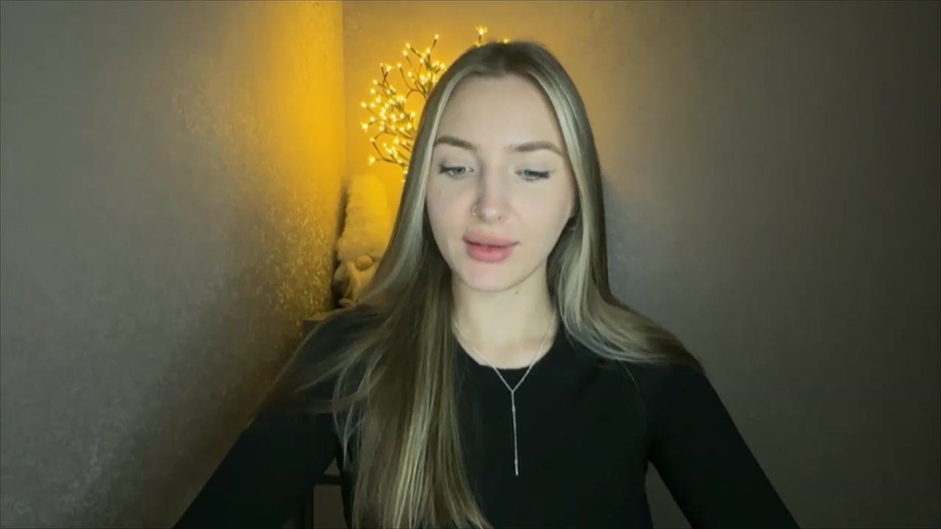 Gallery image thumbnail from My_Diana's myfreecams stream on, 10/29/2024, 20:52 image 9 of 20