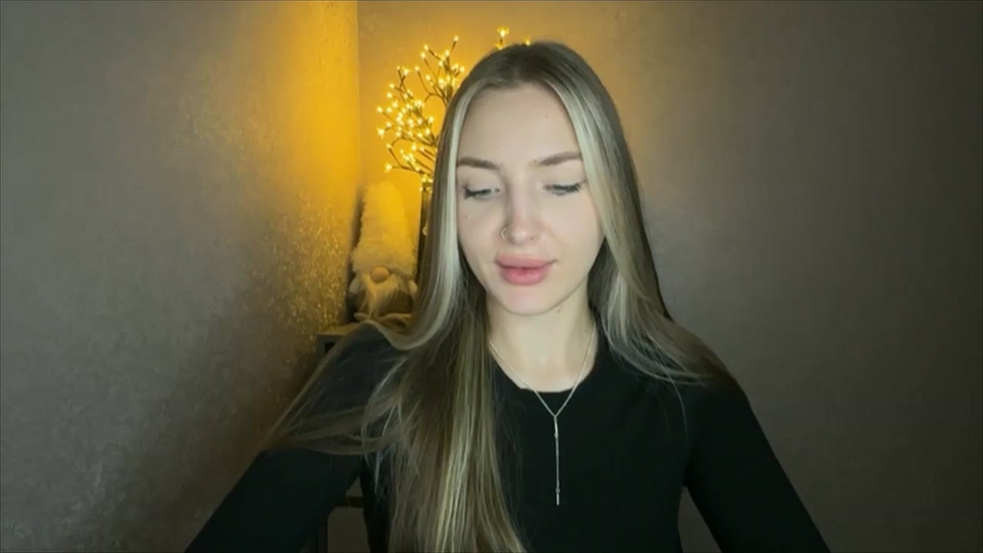 Gallery image thumbnail from My_Diana's myfreecams stream on, 10/29/2024, 20:52 image 12 of 20