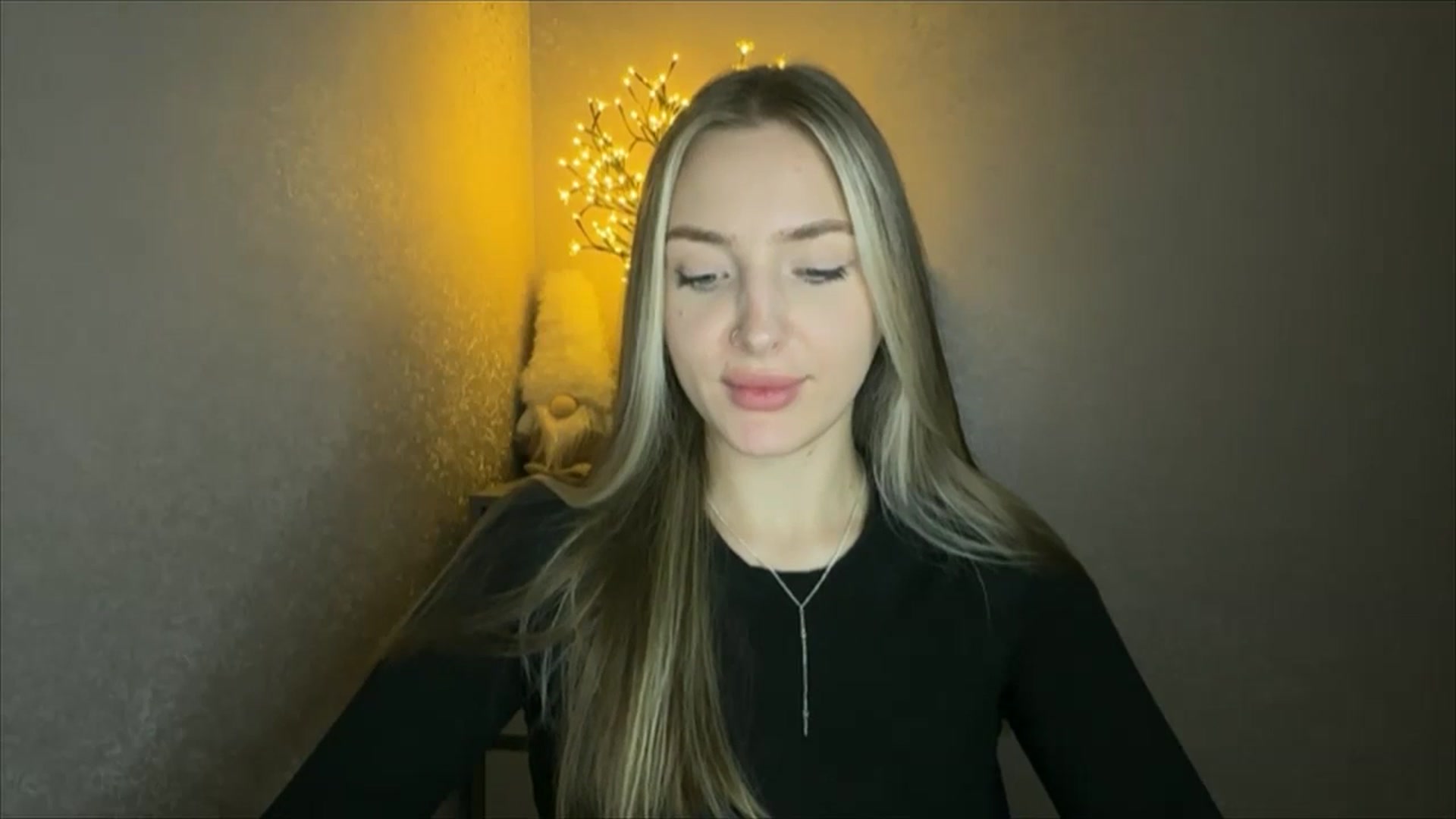 Gallery image thumbnail from My_Diana's myfreecams stream on, 10/29/2024, 20:52 image 11 of 20