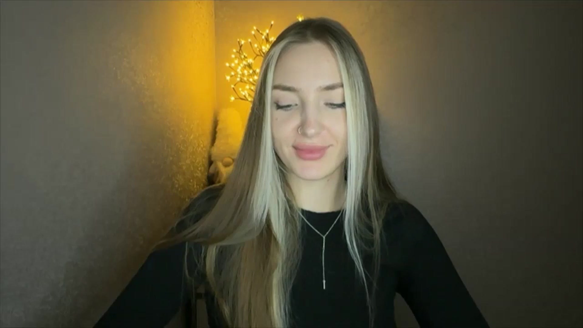 Gallery image thumbnail from My_Diana's myfreecams stream on, 10/29/2024, 22:11 image 19 of 20