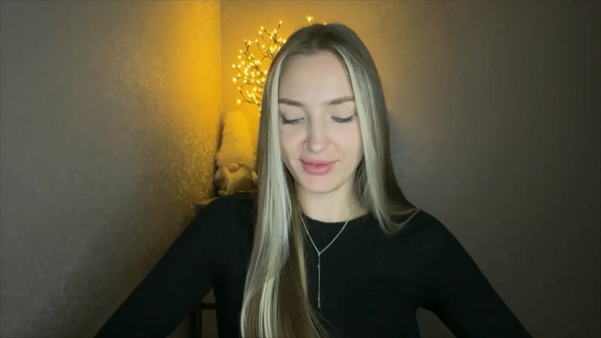 Gallery image thumbnail from My_Diana's myfreecams stream on, 10/29/2024, 22:11 image 9 of 20