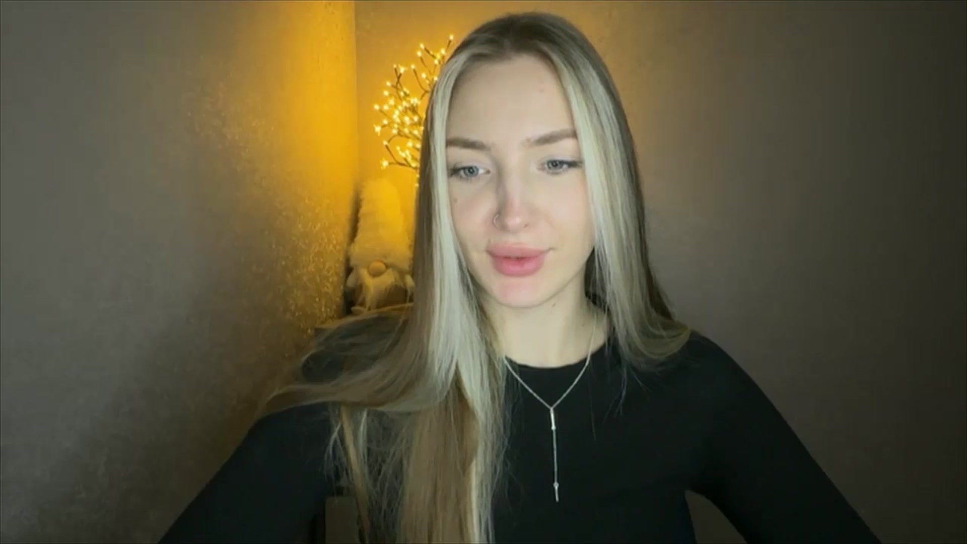 Gallery image thumbnail from My_Diana's myfreecams stream on, 10/29/2024, 22:11 image 17 of 20