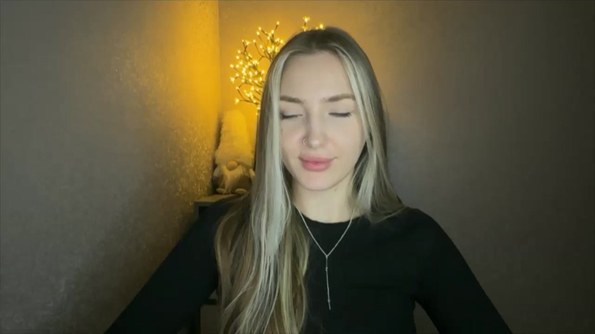 Gallery image thumbnail from My_Diana's myfreecams stream on, 10/29/2024, 22:11 image 12 of 20