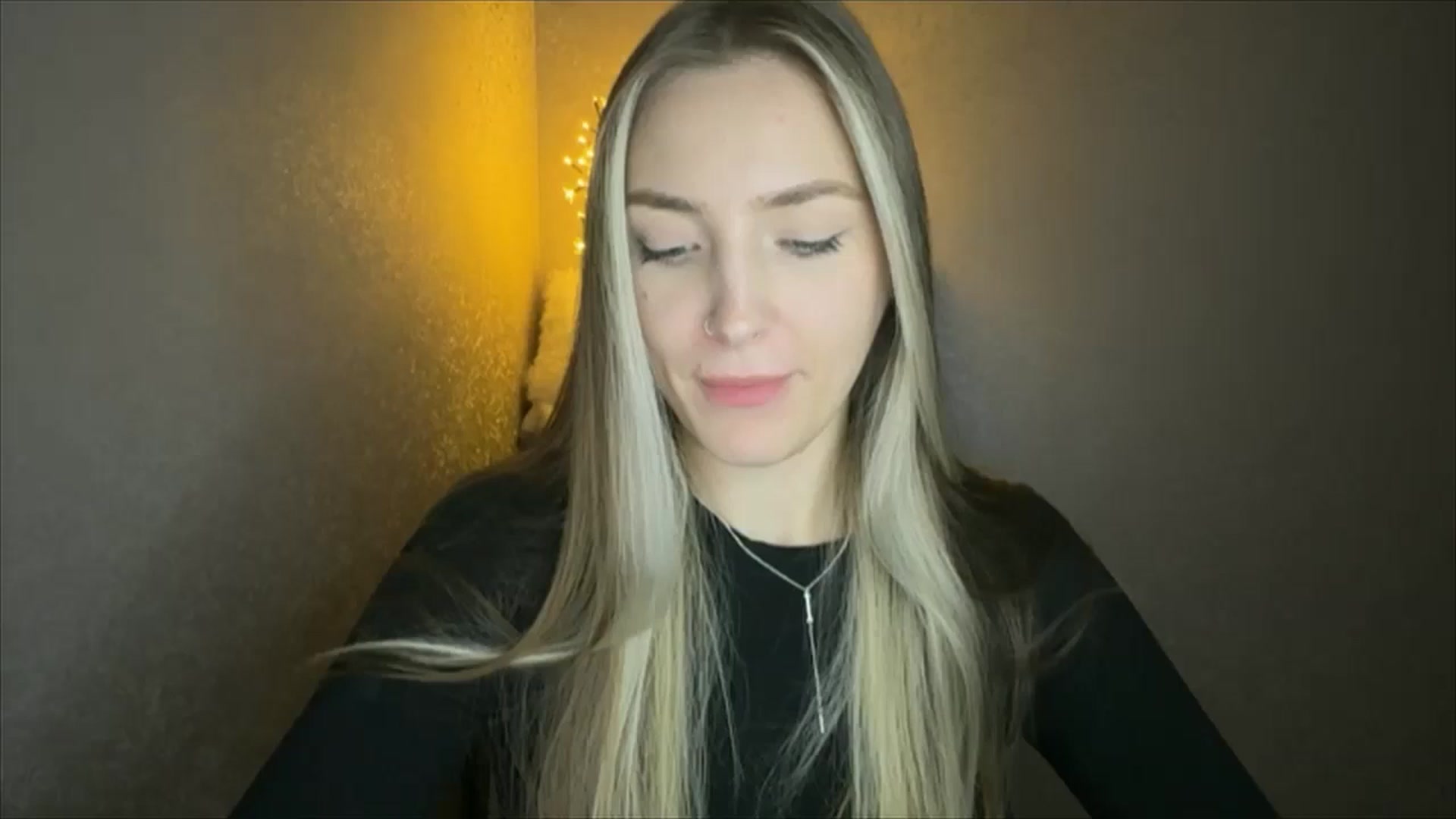 Gallery image thumbnail from My_Diana's myfreecams stream on, 10/29/2024, 23:02 image 14 of 20