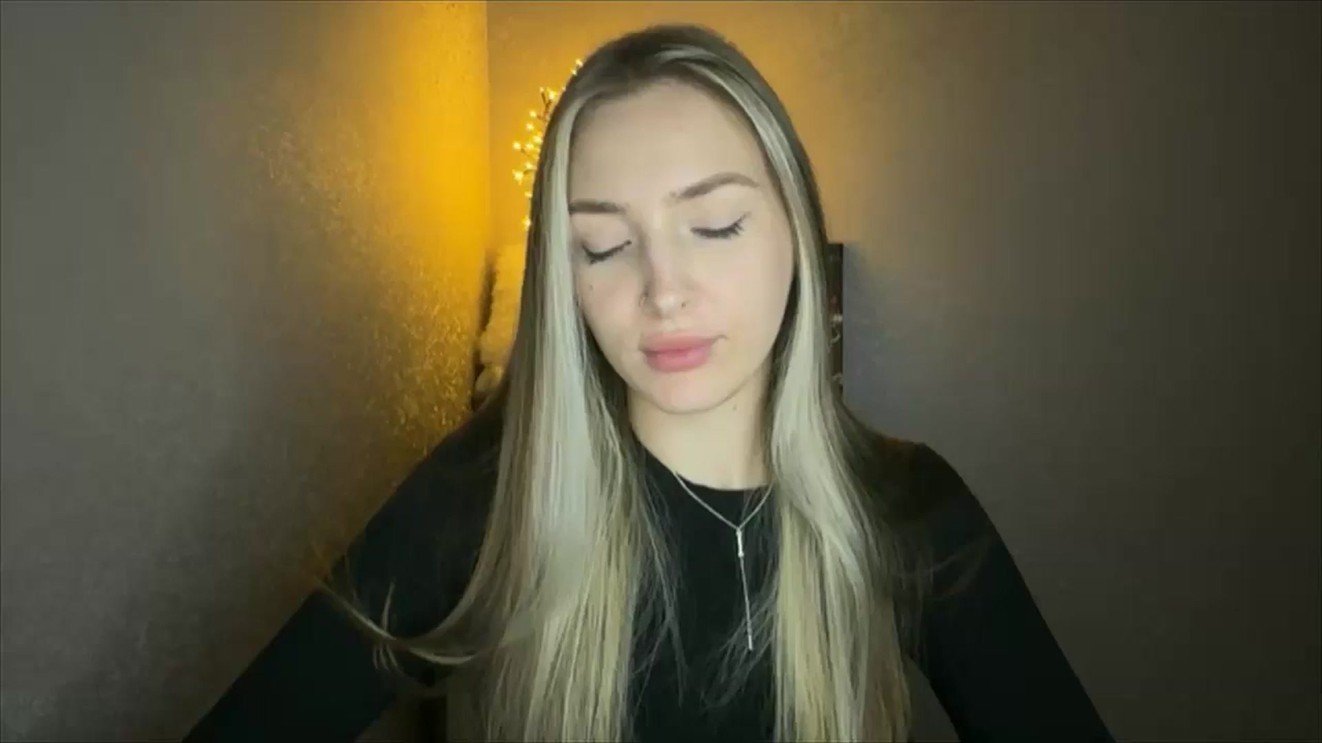 Gallery image thumbnail from My_Diana's myfreecams stream on, 10/29/2024, 23:02 image 19 of 20
