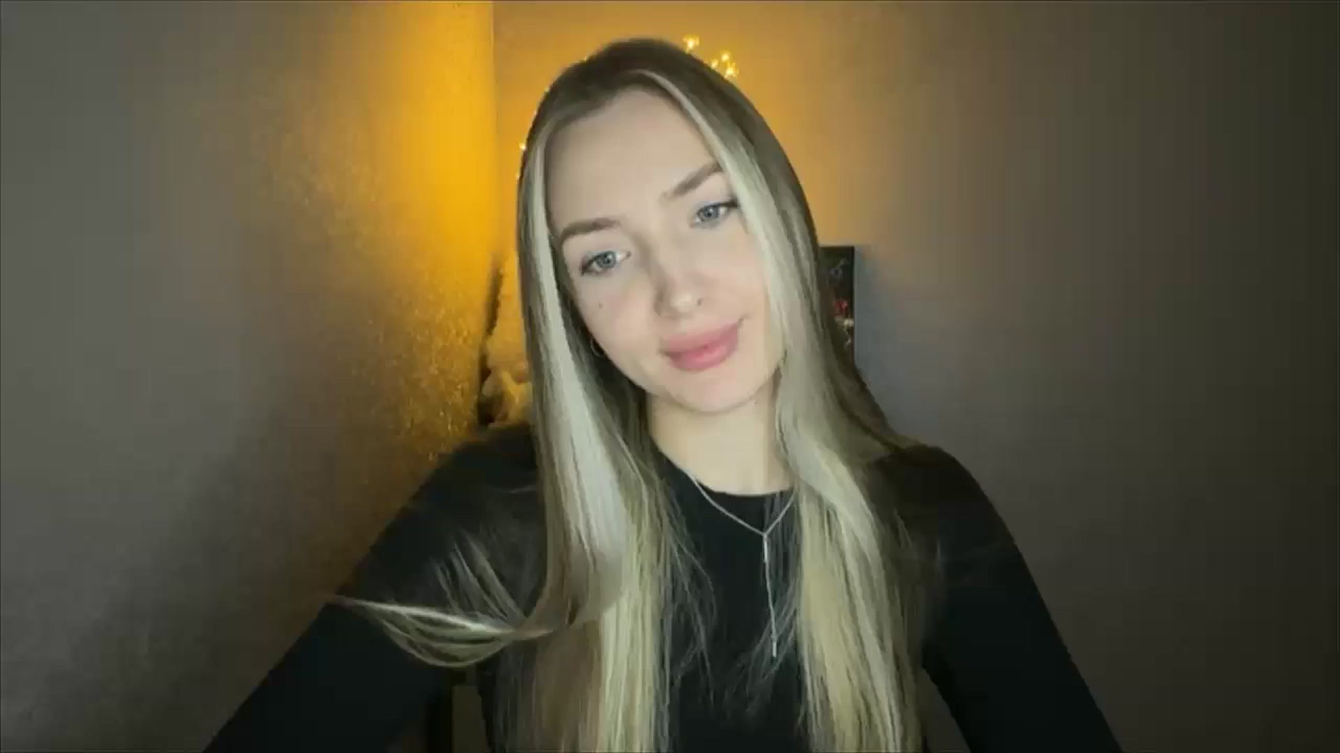 Gallery image thumbnail from My_Diana's myfreecams stream on, 10/29/2024, 23:02 image 18 of 20