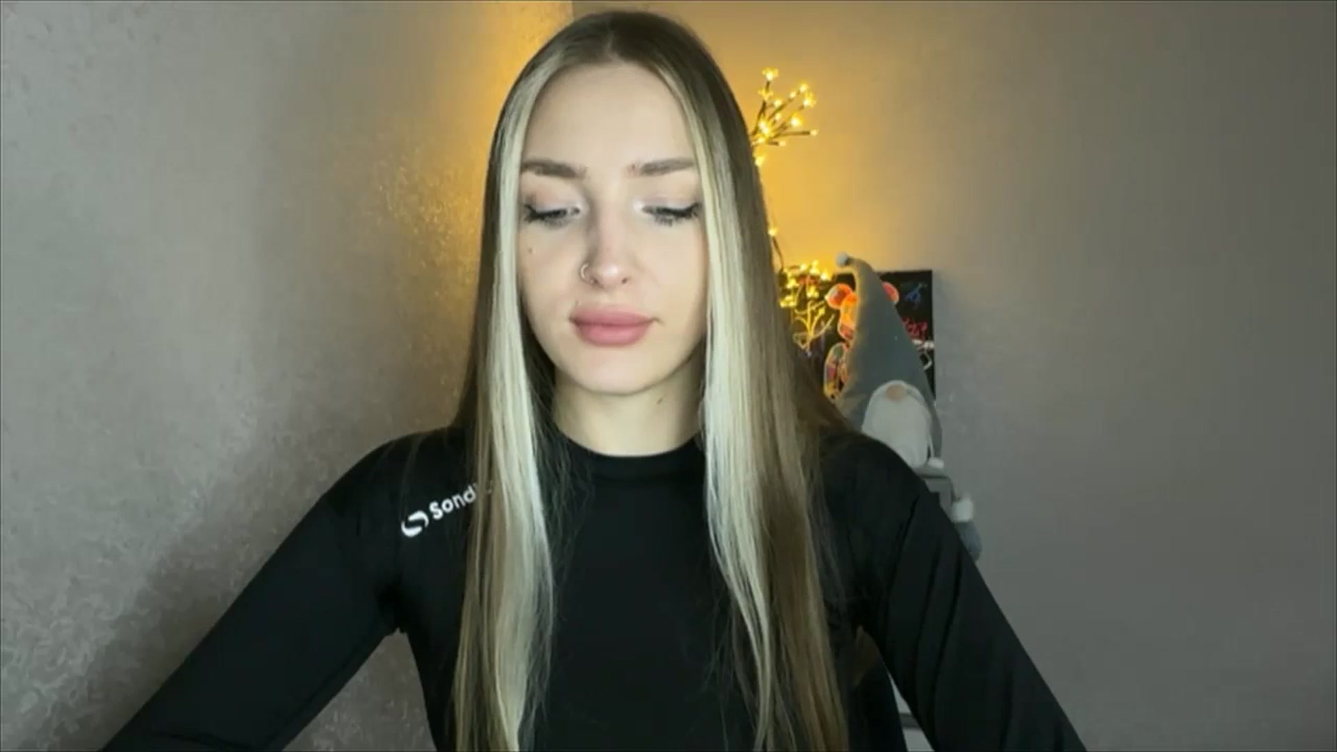Gallery image thumbnail from My_Diana's myfreecams stream on, 11/01/2024, 13:22 image 13 of 20