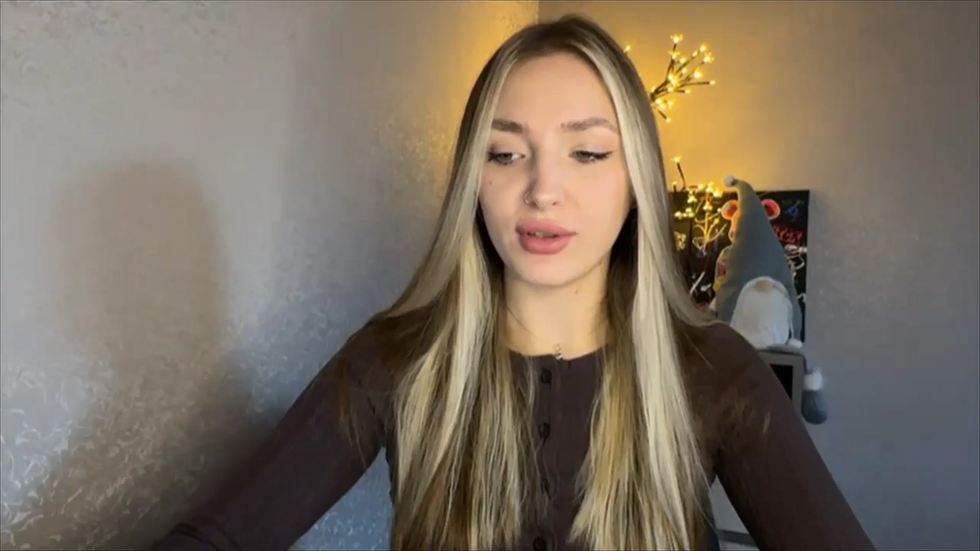 Gallery image thumbnail from My_Diana's myfreecams stream on, 11/02/2024, 14:37 image 9 of 20