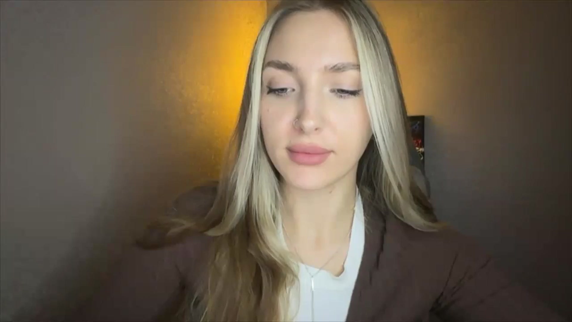 Gallery image thumbnail from My_Diana's myfreecams stream on, 11/03/2024, 20:57 image 16 of 20