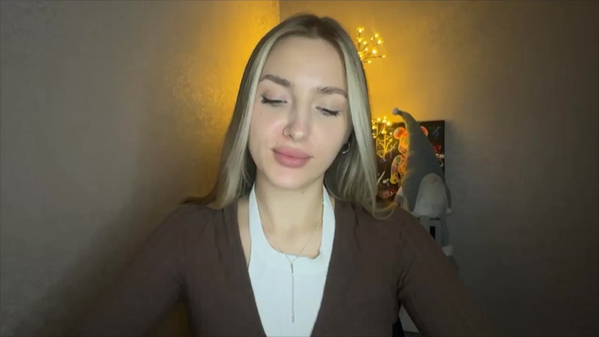 Gallery image thumbnail from My_Diana's myfreecams stream on, 11/03/2024, 20:57 image 19 of 20