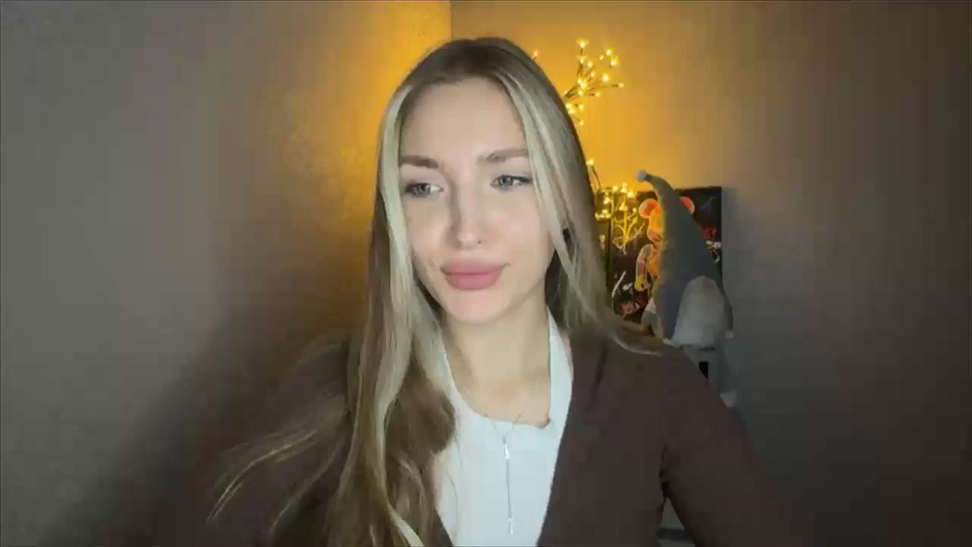 Gallery image thumbnail from My_Diana's myfreecams stream on, 11/03/2024, 20:57 image 13 of 20