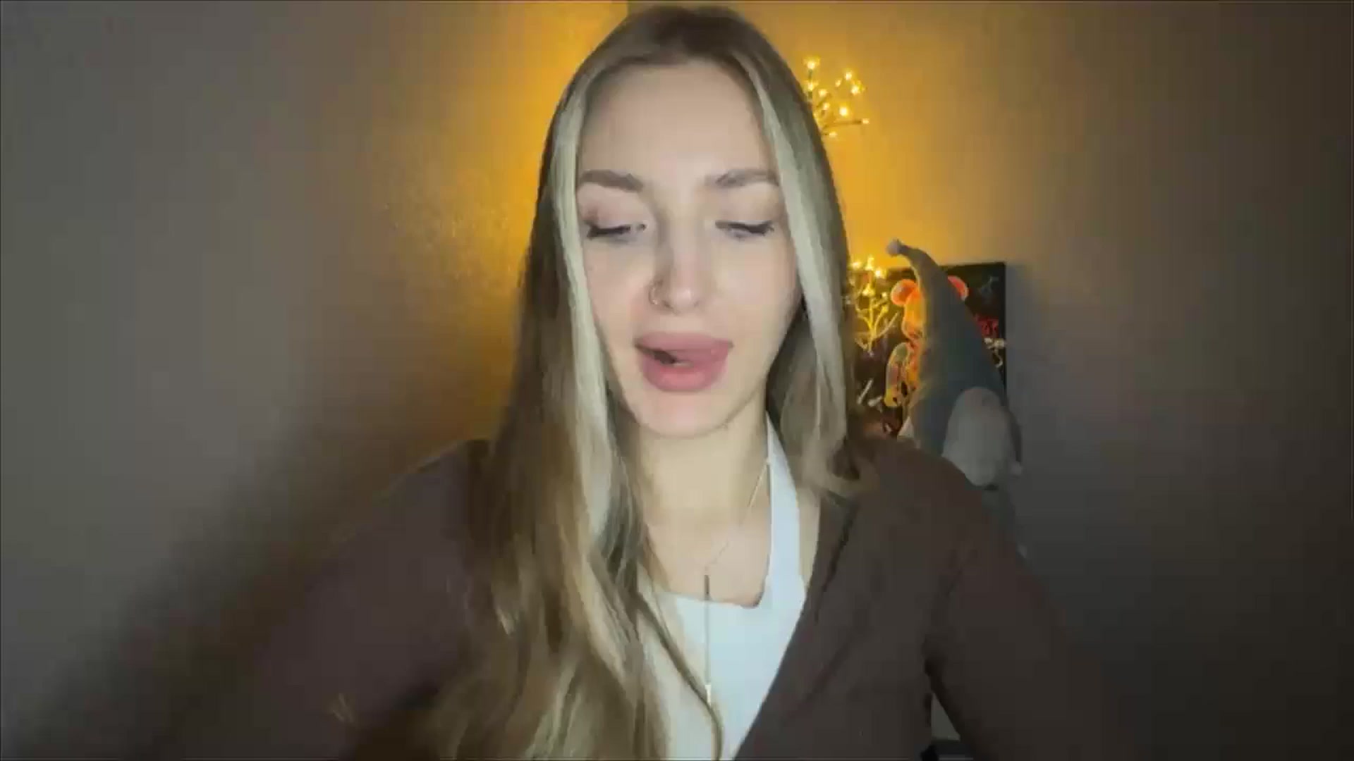 Gallery image thumbnail from My_Diana's myfreecams stream on, 11/03/2024, 20:57 image 7 of 20